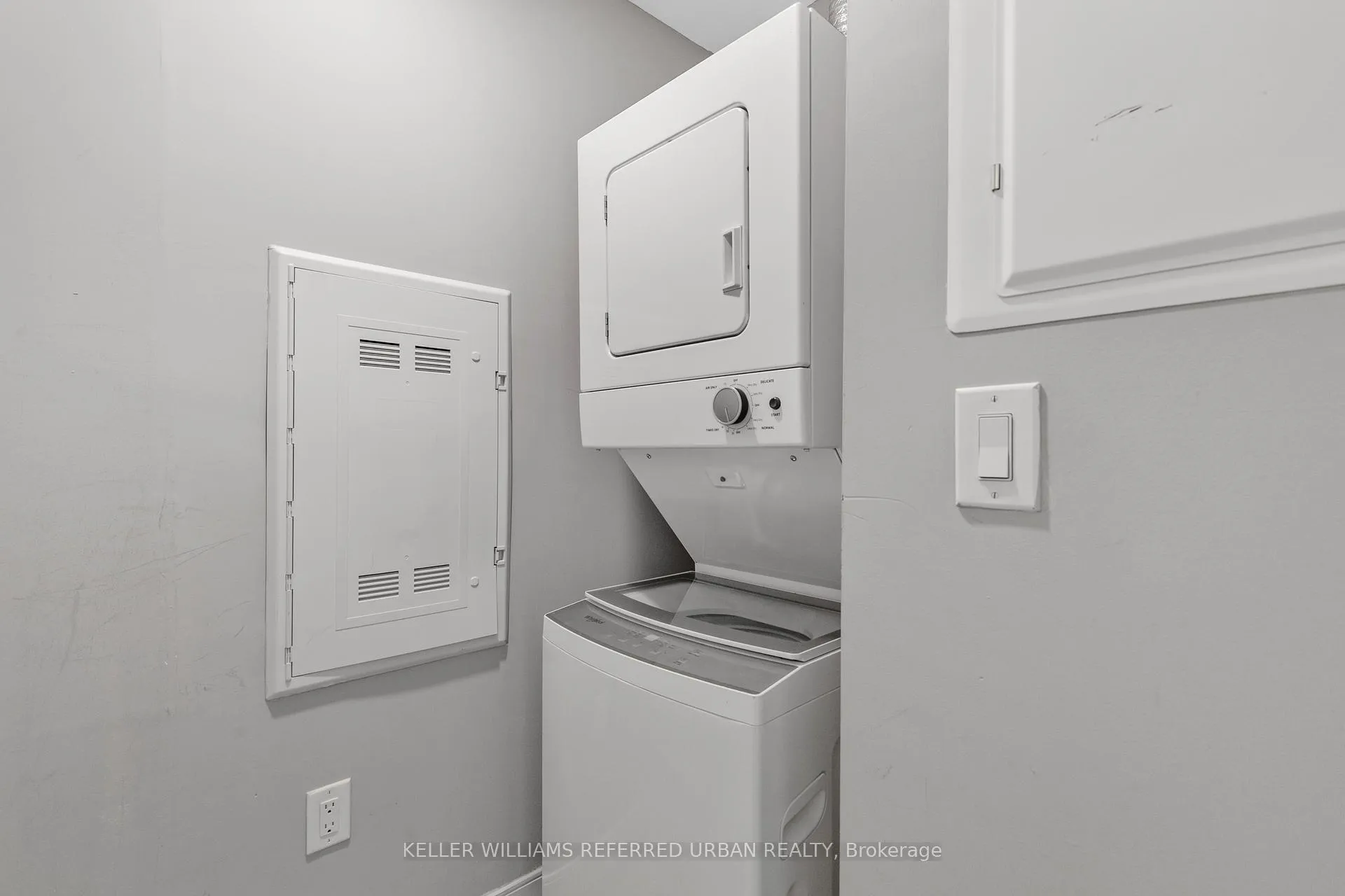 Photo 6 of Unit 2107, 20 George Street, Hamilton, Central — HOMEH