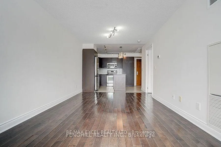 Photo 7 of Unit 709, 37 Galleria Parkway, Markham, Commerce Valley — HOMEH