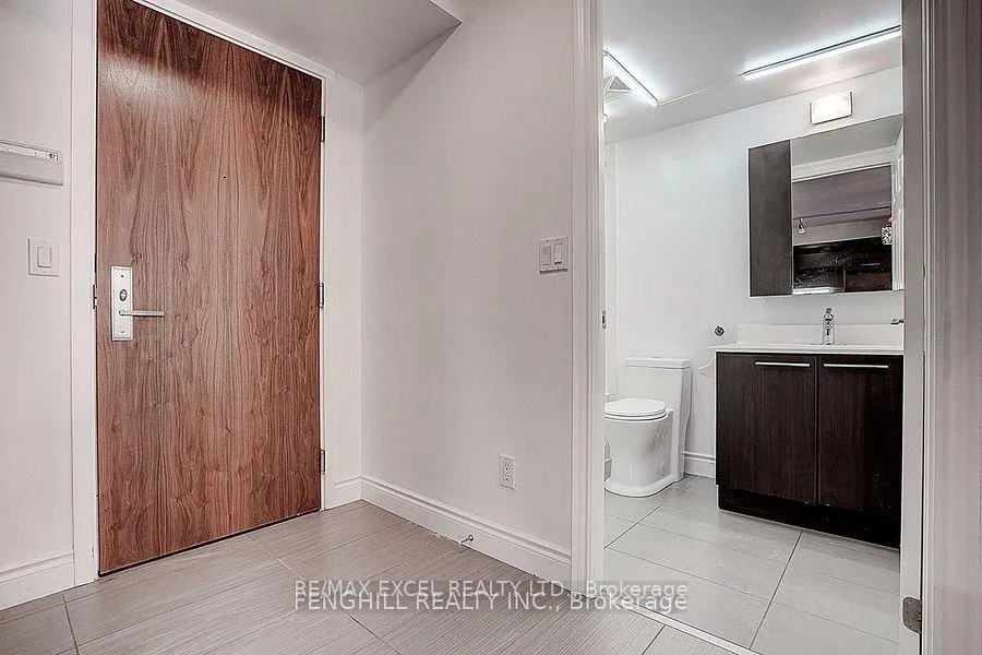 Photo 11 of Unit 709, 37 Galleria Parkway, Markham, Commerce Valley — HOMEH