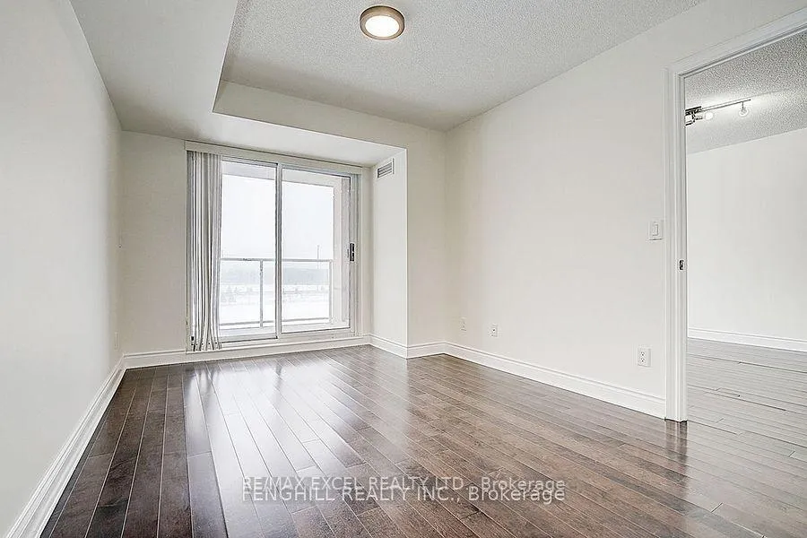 Photo 12 of Unit 709, 37 Galleria Parkway, Markham, Commerce Valley — HOMEH