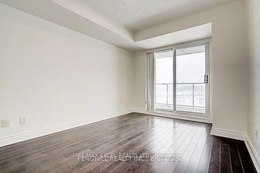 Photo 13 of Unit 709, 37 Galleria Parkway, Markham, Commerce Valley — HOMEH