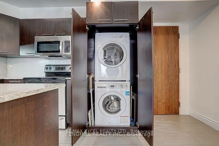 Photo 18 of Unit 709, 37 Galleria Parkway, Markham, Commerce Valley — HOMEH