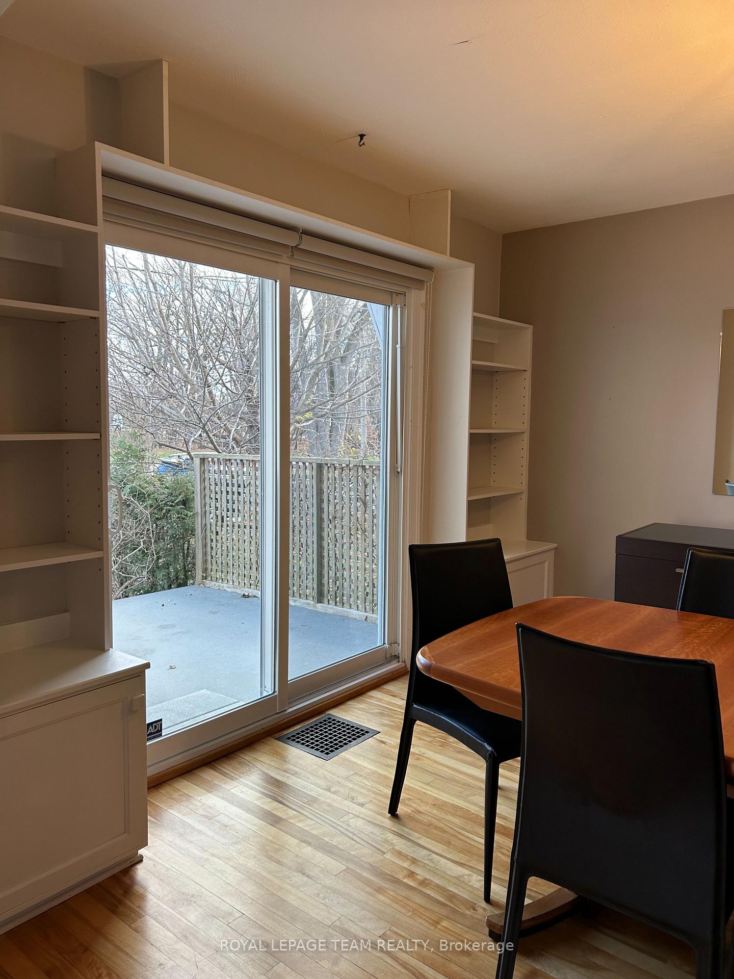 Photo 10 of 24 Glengarry Road, Ottawa, Ottawa East — HOMEH