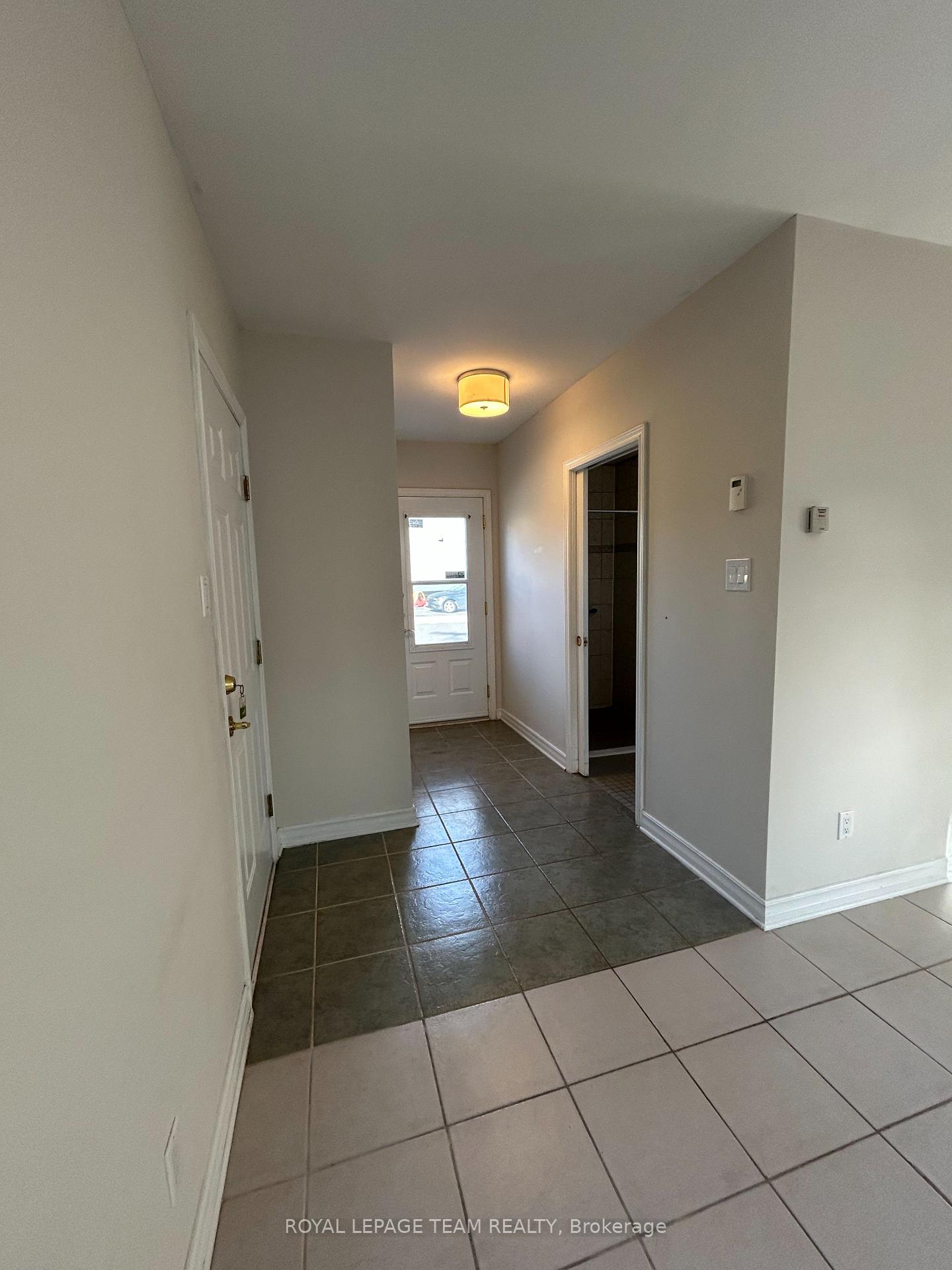 Photo 17 of 24 Glengarry Road, Ottawa, Ottawa East — HOMEH