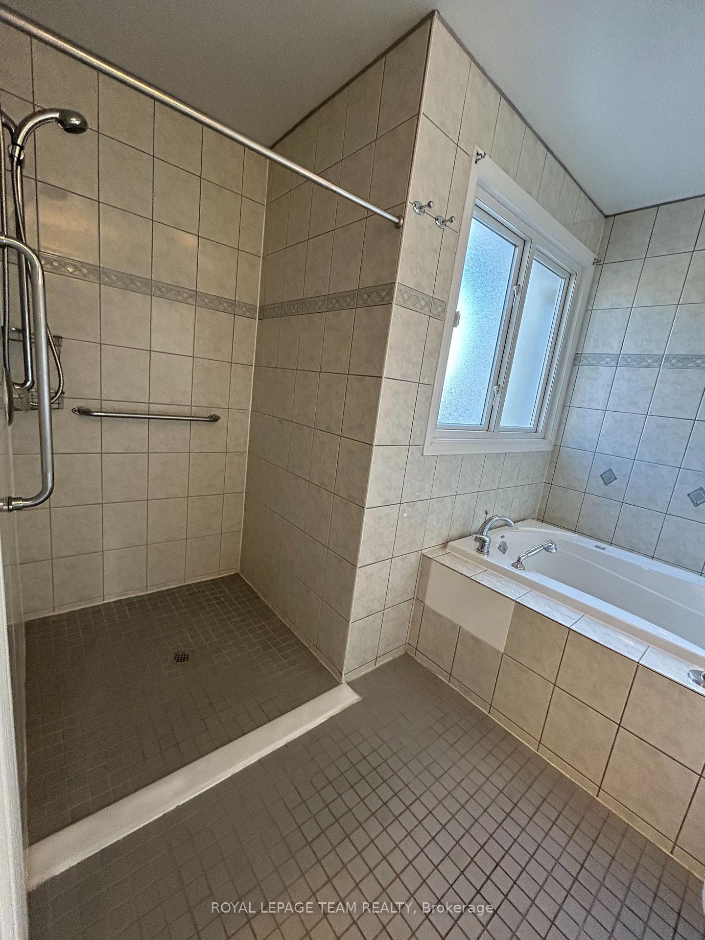 Photo 19 of 24 Glengarry Road, Ottawa, Ottawa East — HOMEH