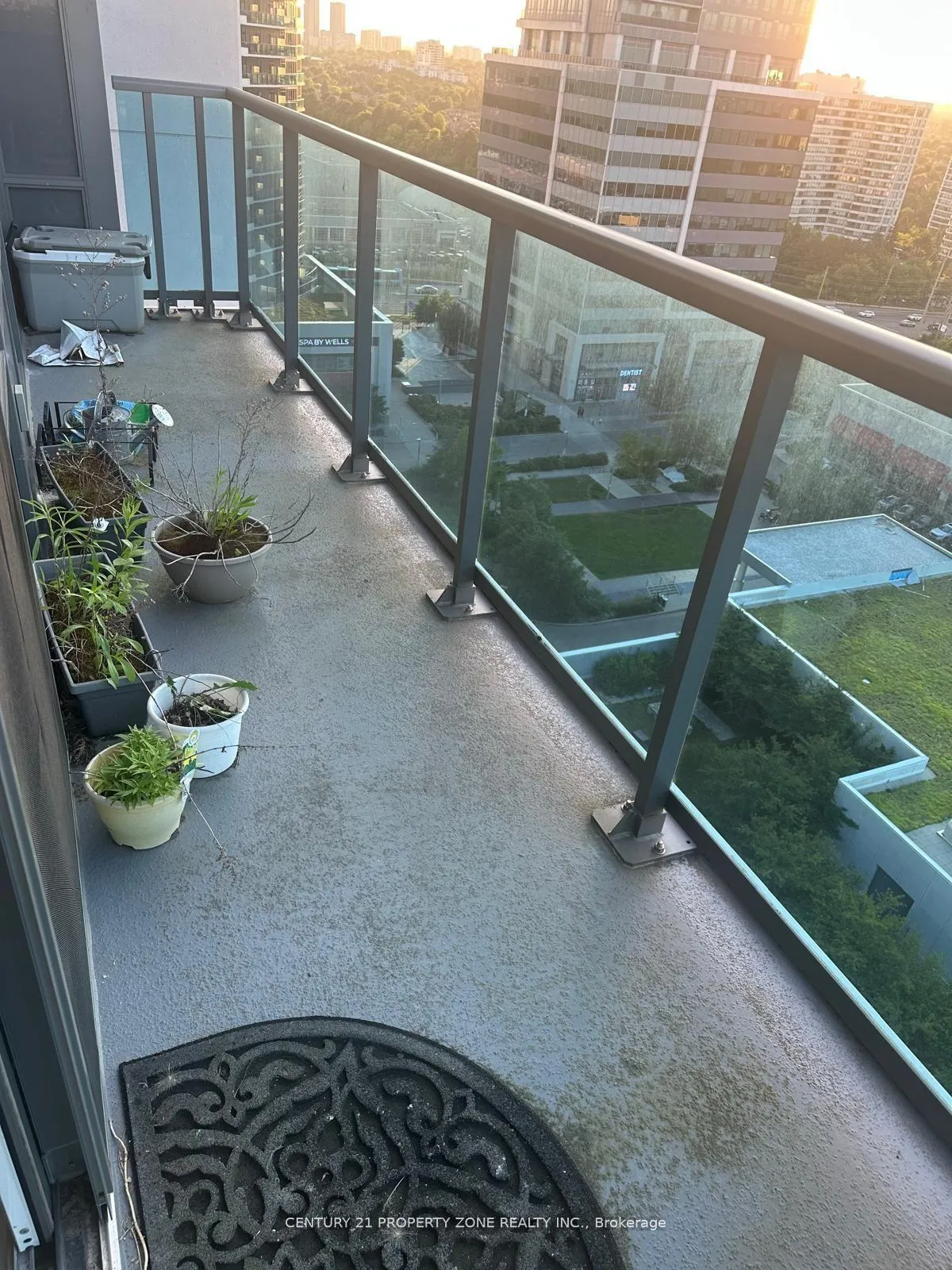 Photo 17 of Unit 1502, 7167 Yonge Street, Markham, Thornhill — HOMEH
