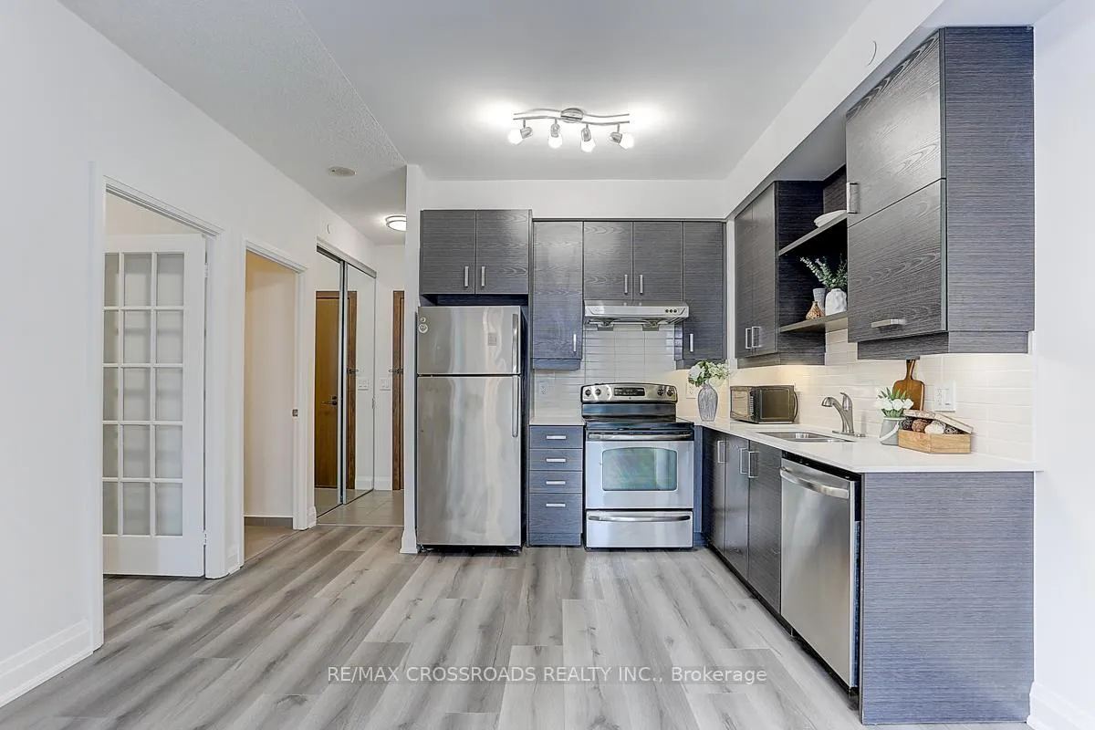 Photo 12 of Unit 310, 8228 Birchmount Road, Markham, Unionville — HOMEH