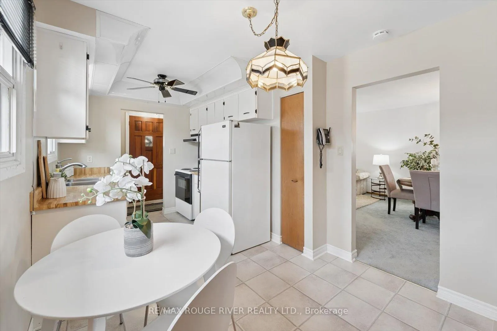 Photo 13 of 672 Pleasant Street, Pickering, Bay Ridges — HOMEH