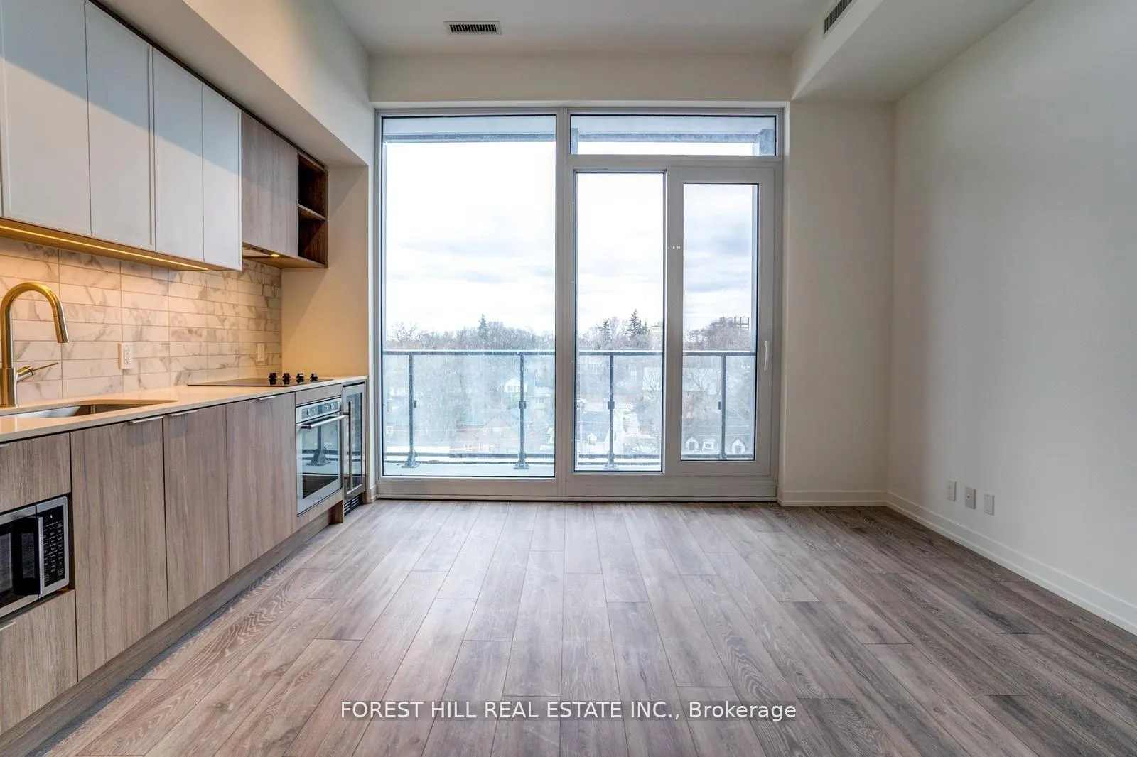 Photo 5 of Unit 920, 2020 Bathurst Street, Toronto, Humewood-Cedarvale — HOMEH