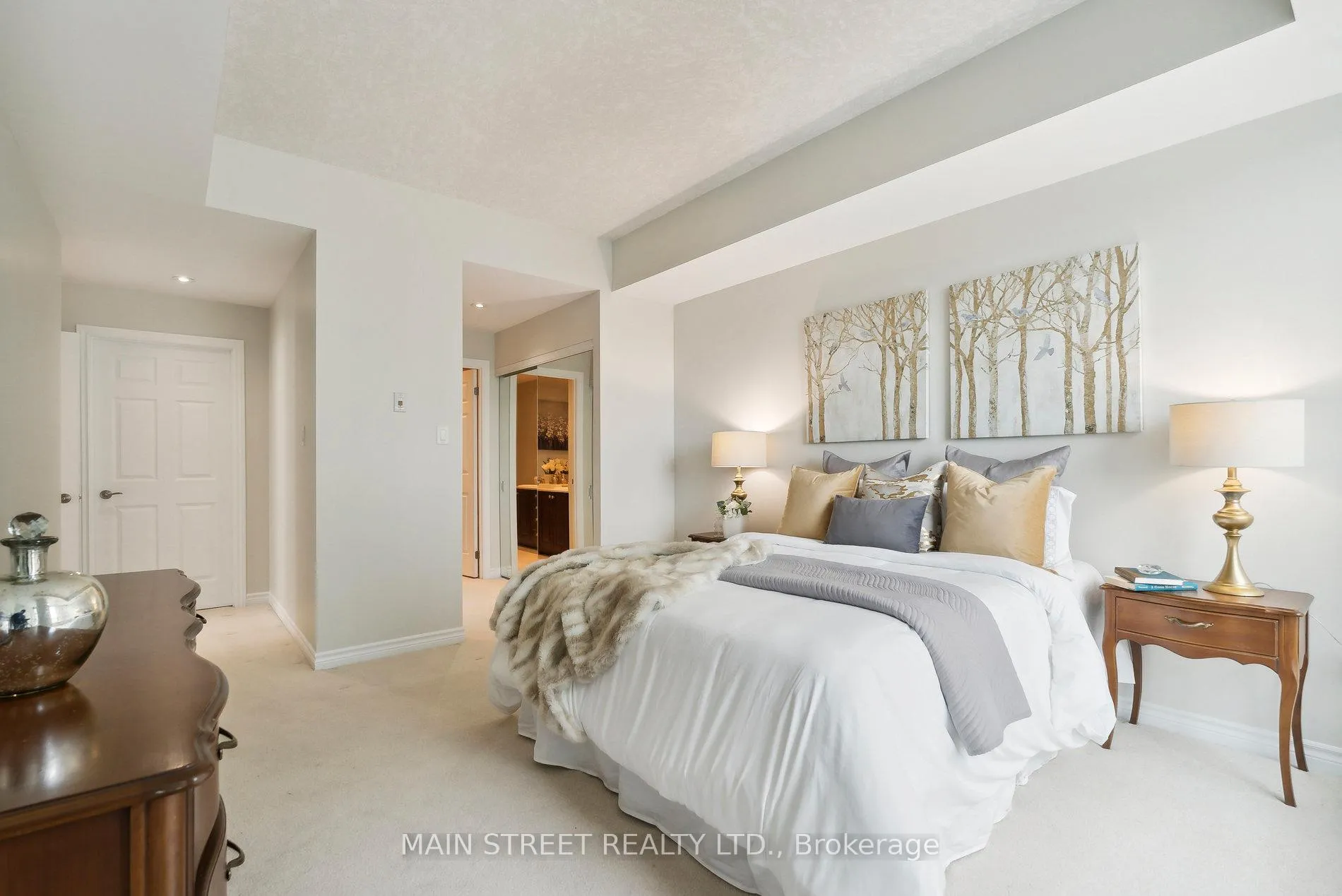 Photo 13 of Unit 406, 37 Ellen Street, Barrie, Lakeshore — HOMEH
