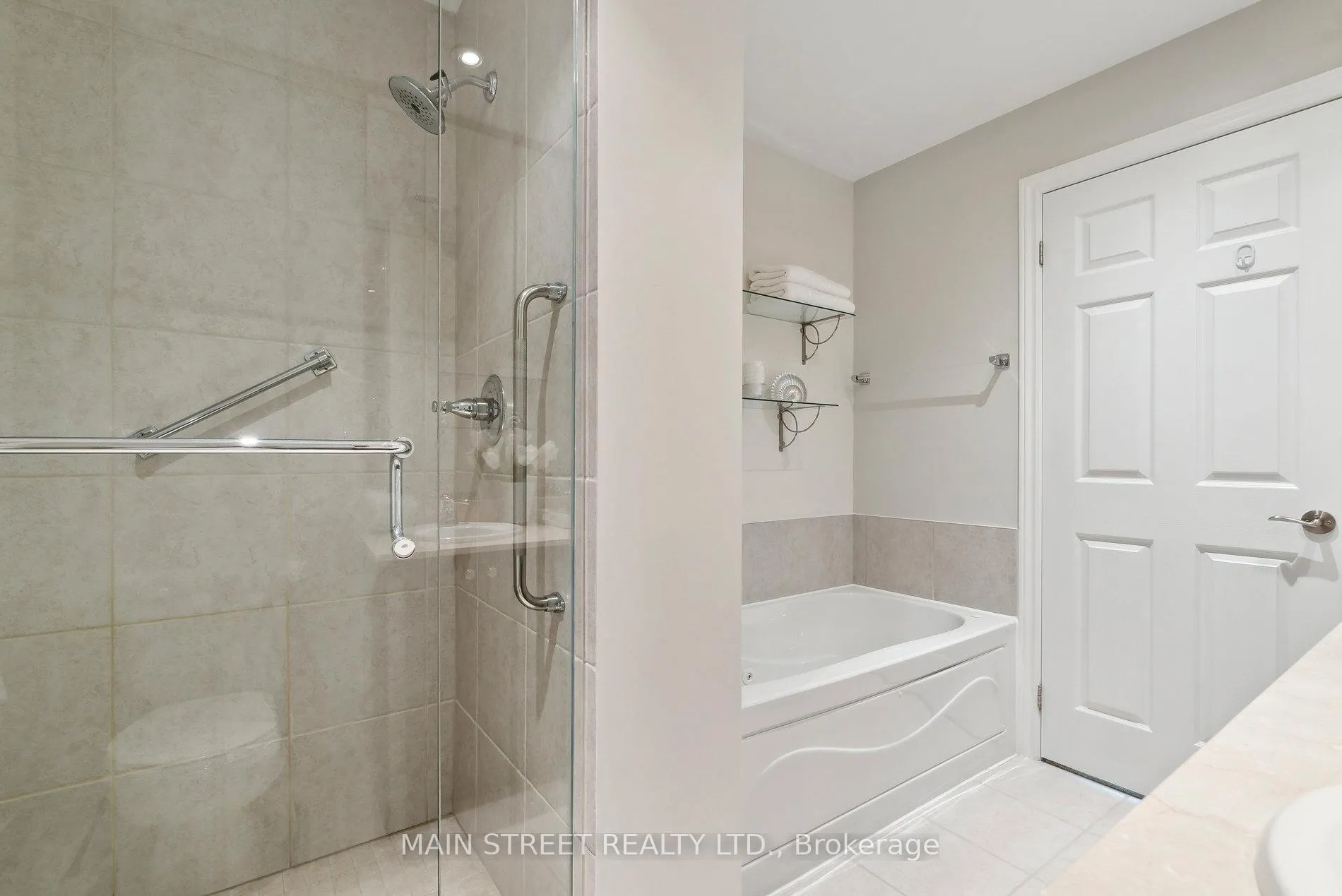 Photo 16 of Unit 406, 37 Ellen Street, Barrie, Lakeshore — HOMEH