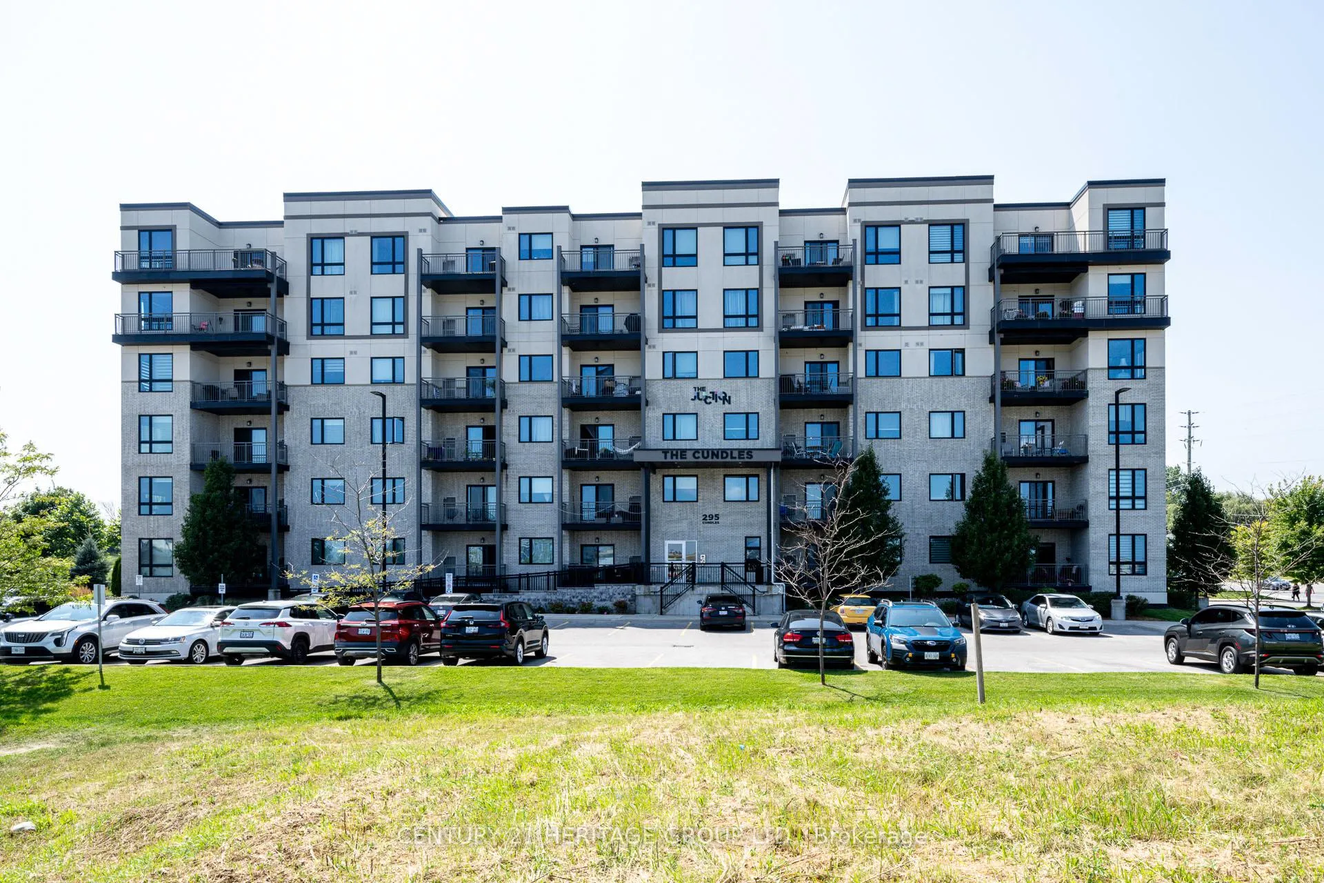 Photo 2 of Unit 607, 295 Cundles Road, Barrie, Alliance — HOMEH