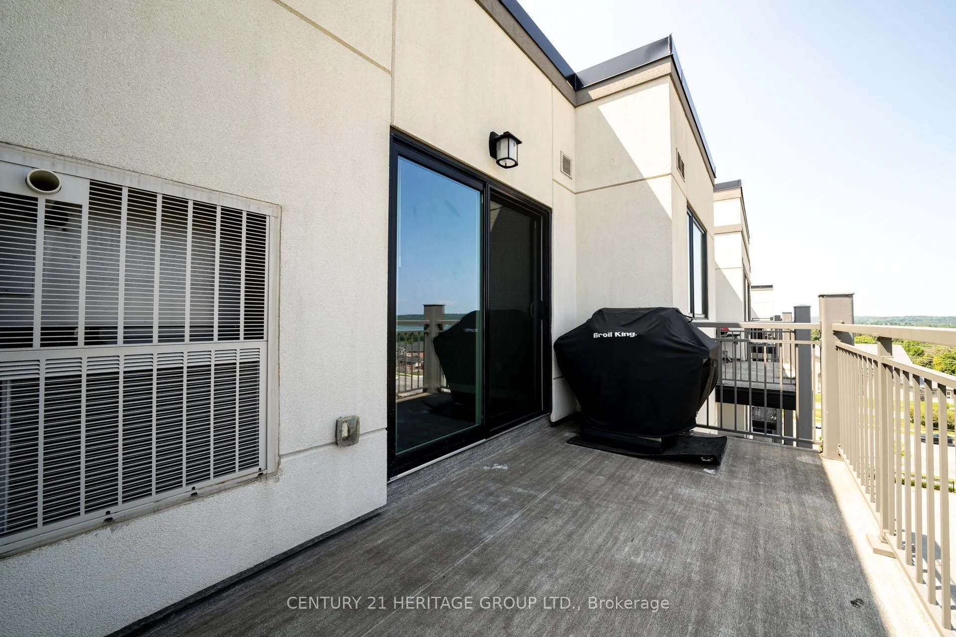 Photo 19 of Unit 607, 295 Cundles Road, Barrie, Alliance — HOMEH
