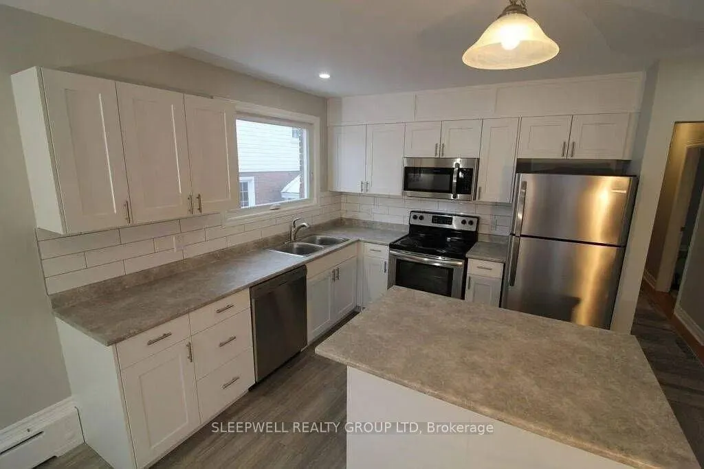 Photo 2 of Unit 3, 264 Bruyere Street, Ottawa, Lower Town — HOMEH