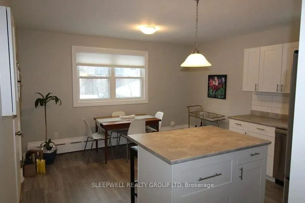 Photo 3 of Unit 3, 264 Bruyere Street, Ottawa, Lower Town — HOMEH