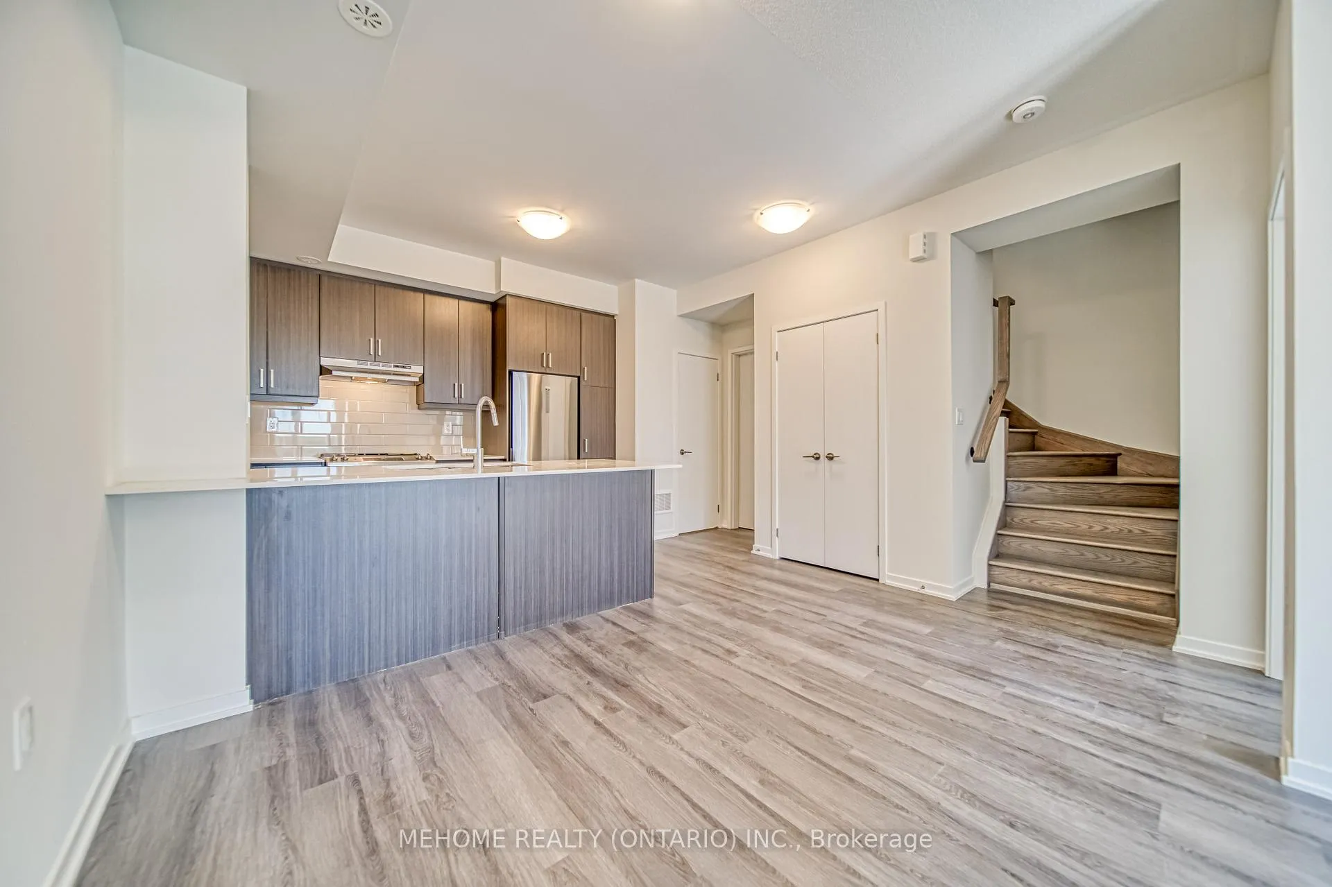 Photo 9 of Unit 254, 121 Honeycrisp Crest Way, Vaughan, Vaughan Corporate Centre — HOMEH