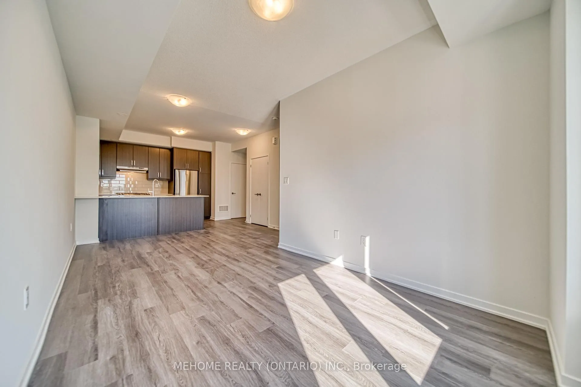 Photo 16 of Unit 254, 121 Honeycrisp Crest Way, Vaughan, Vaughan Corporate Centre — HOMEH