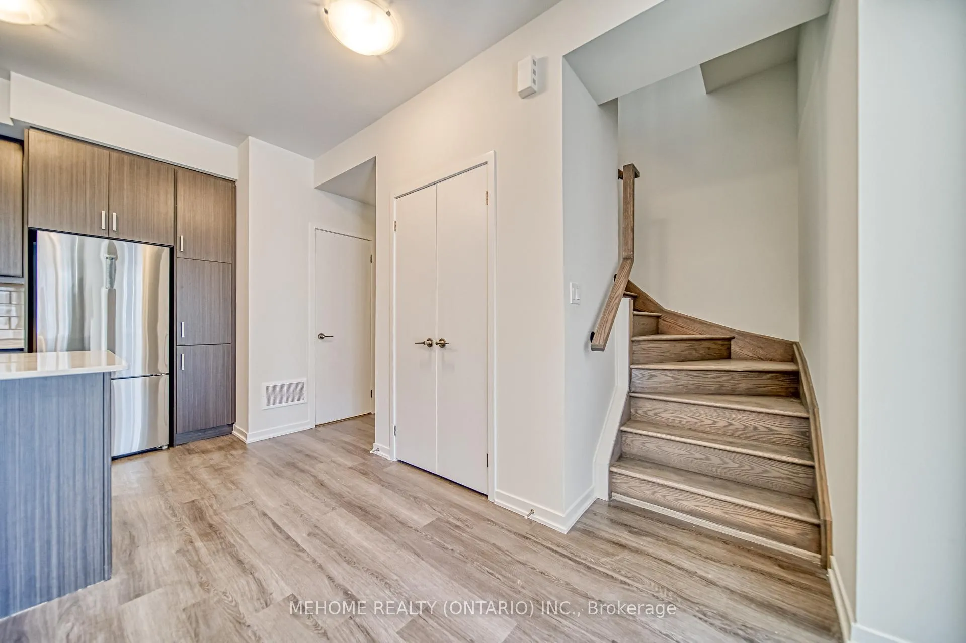 Photo 21 of Unit 254, 121 Honeycrisp Crest Way, Vaughan, Vaughan Corporate Centre — HOMEH