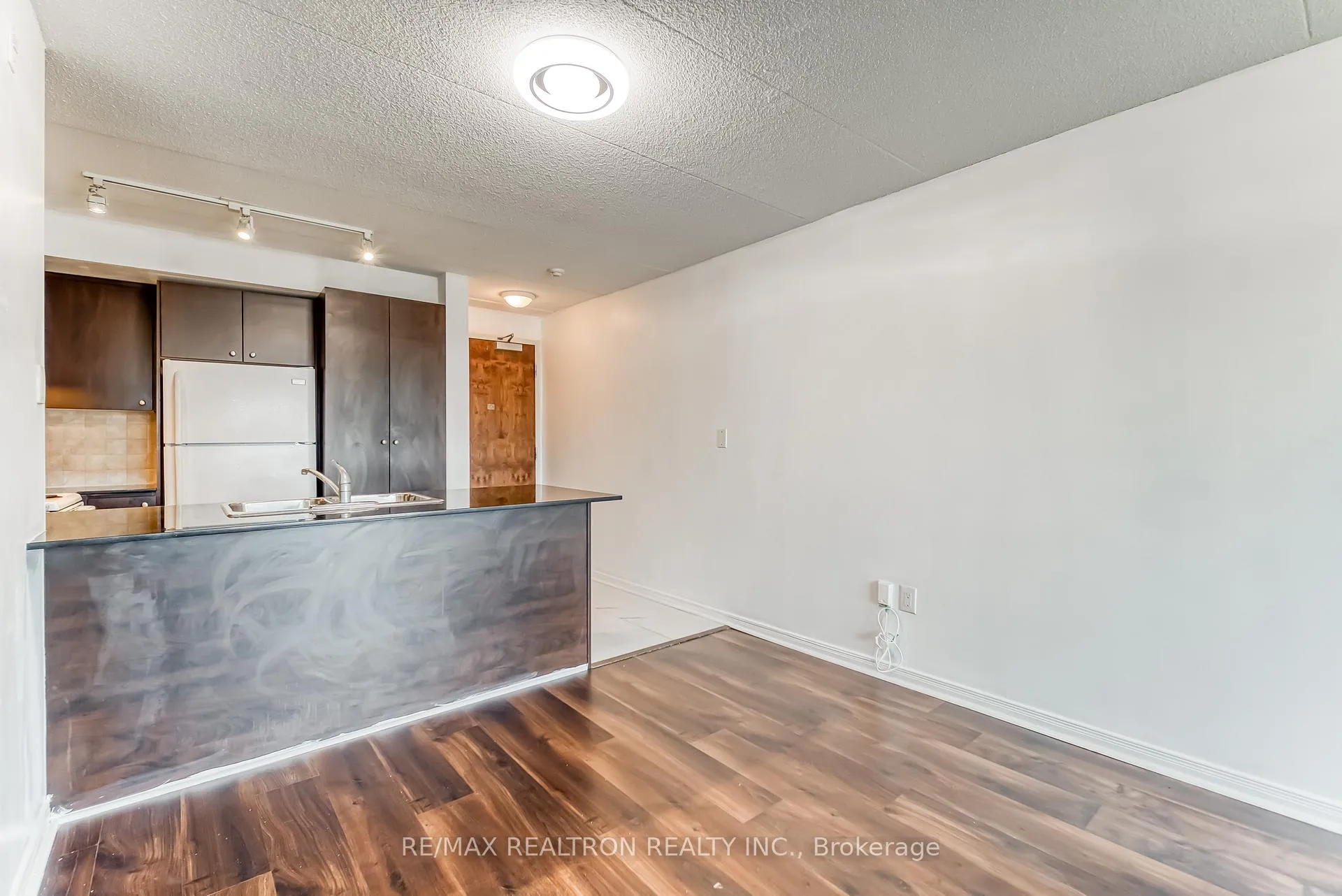Photo 11 of Unit 310, 4600 Steeles Avenue E, Markham, Milliken Mills East — HOMEH