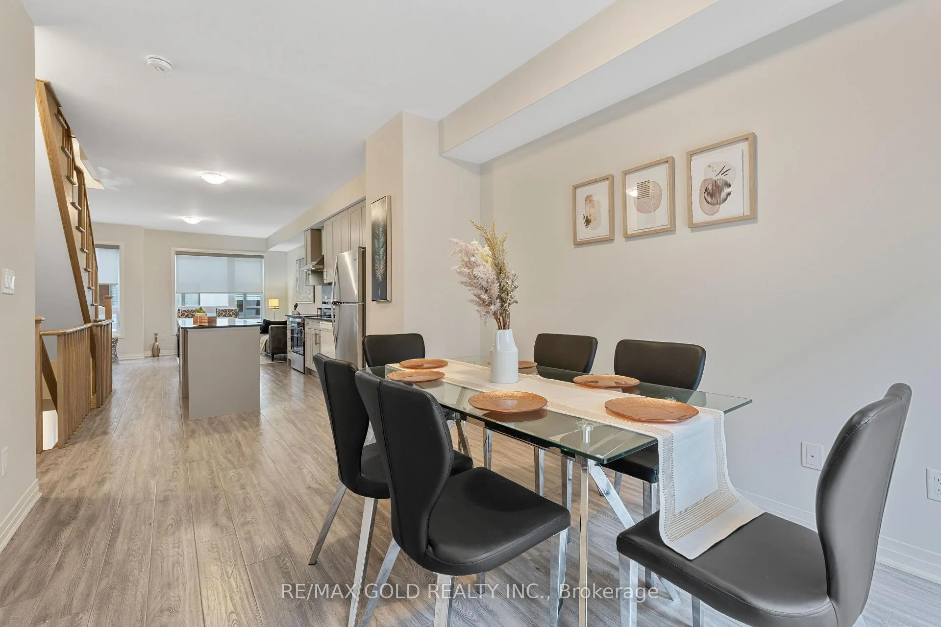 Photo 5 of 1713 Pleasure Valley Path, Oshawa, Samac — HOMEH