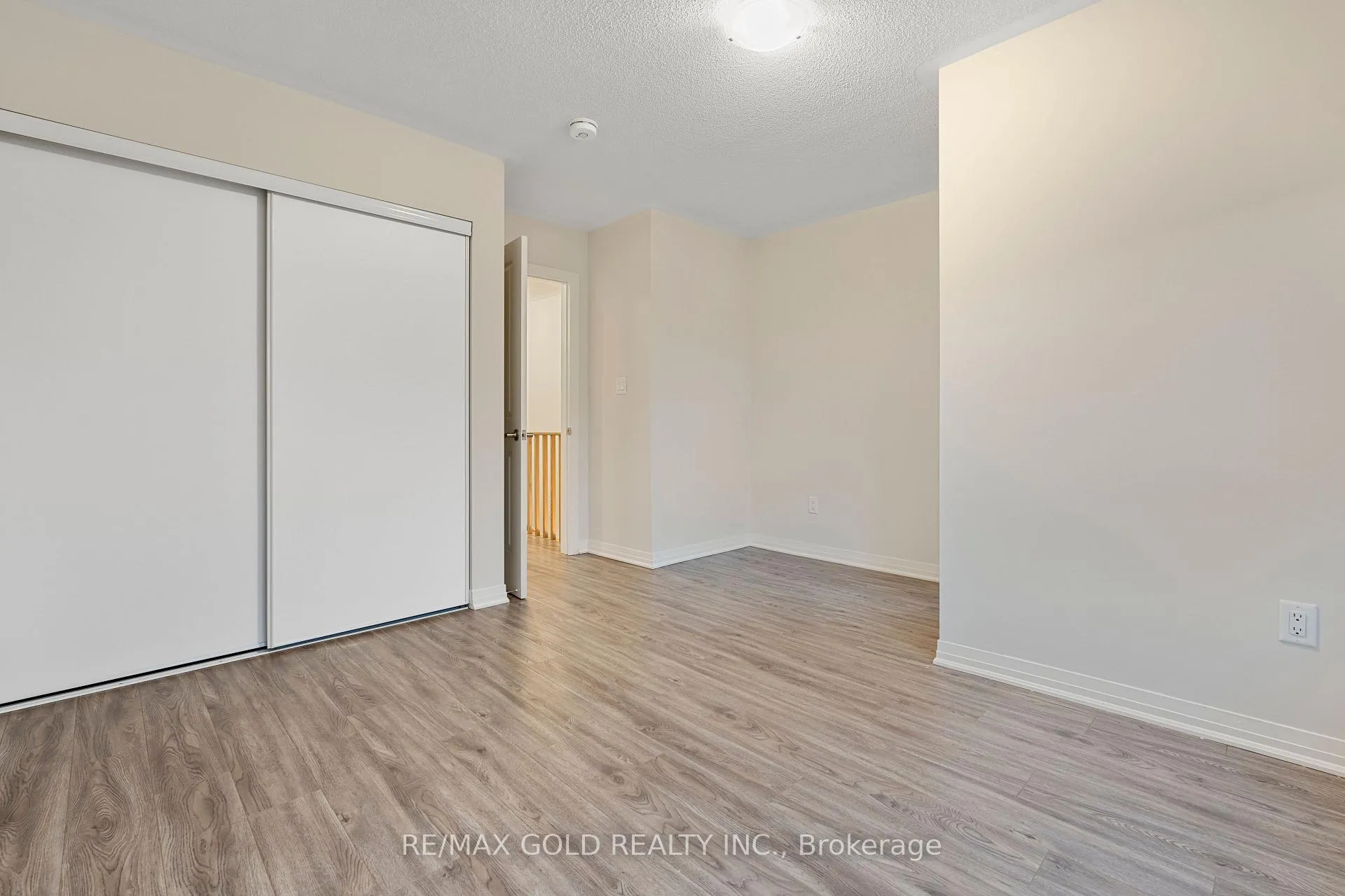 Photo 11 of 1713 Pleasure Valley Path, Oshawa, Samac — HOMEH
