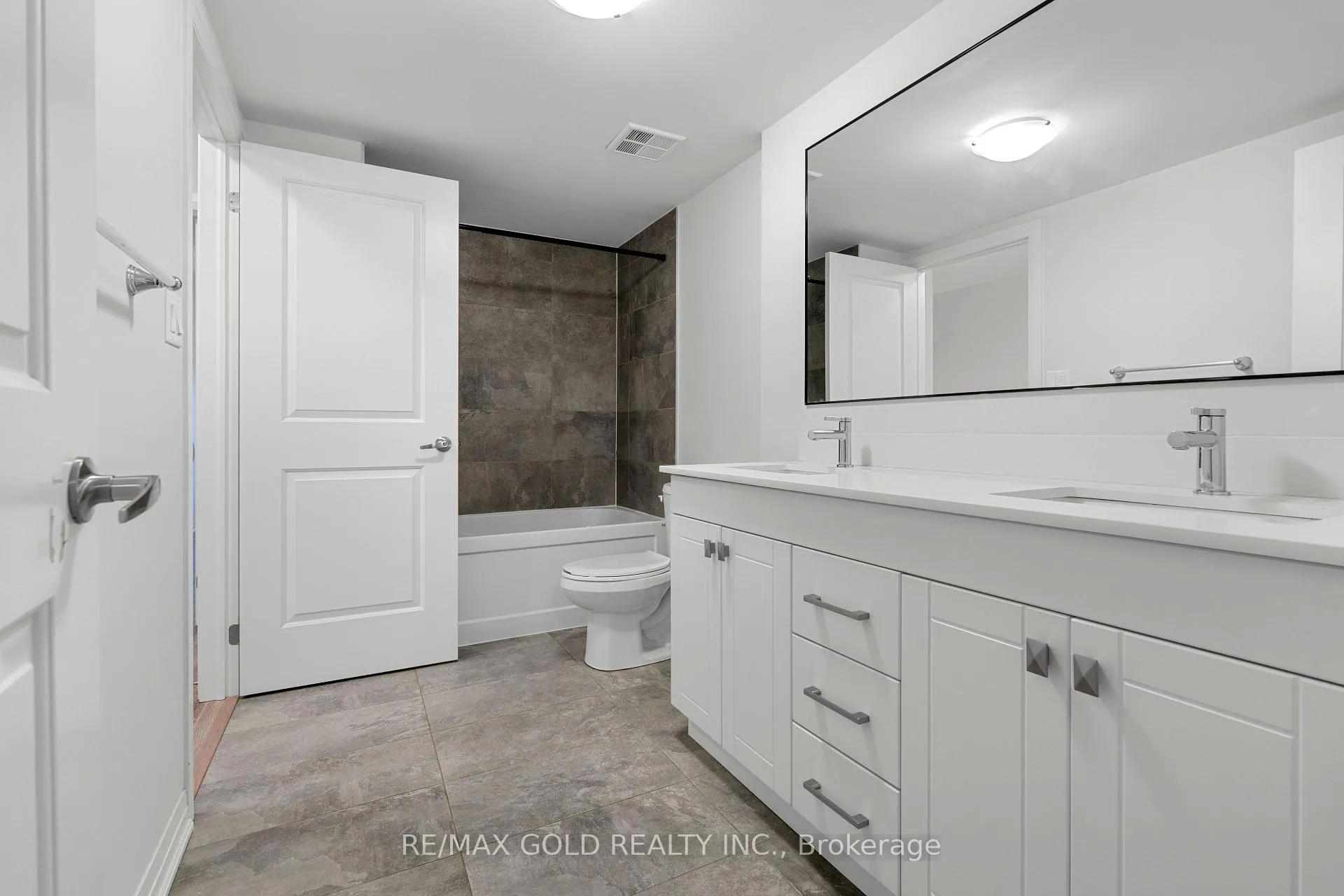 Photo 13 of 1713 Pleasure Valley Path, Oshawa, Samac — HOMEH
