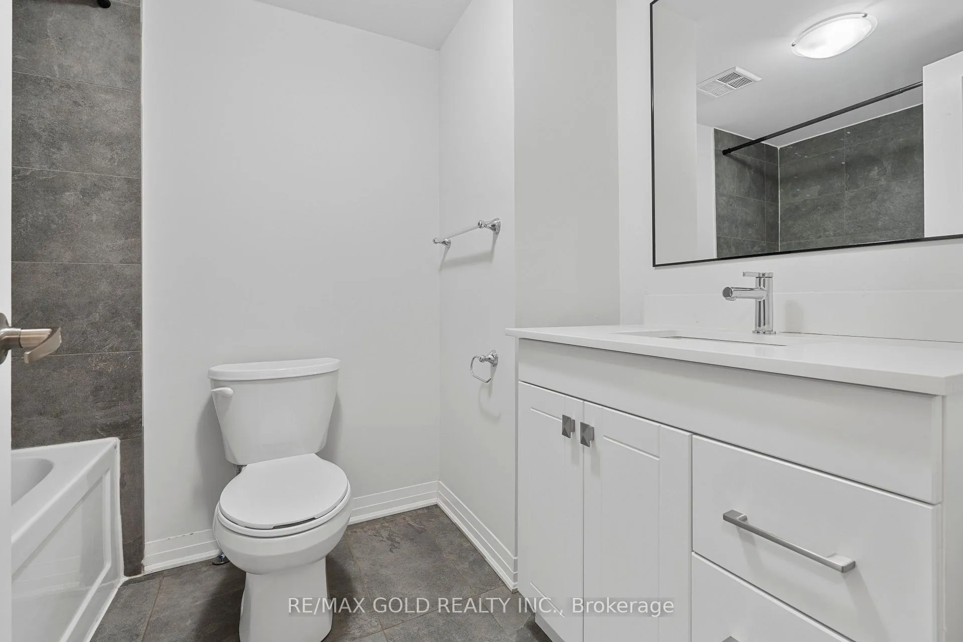 Photo 17 of 1713 Pleasure Valley Path, Oshawa, Samac — HOMEH