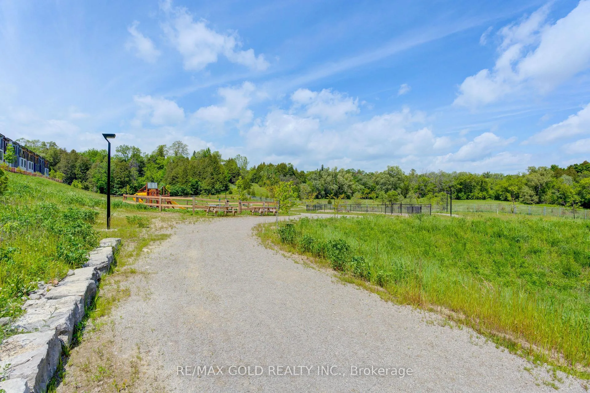 Photo 24 of 1713 Pleasure Valley Path, Oshawa, Samac — HOMEH