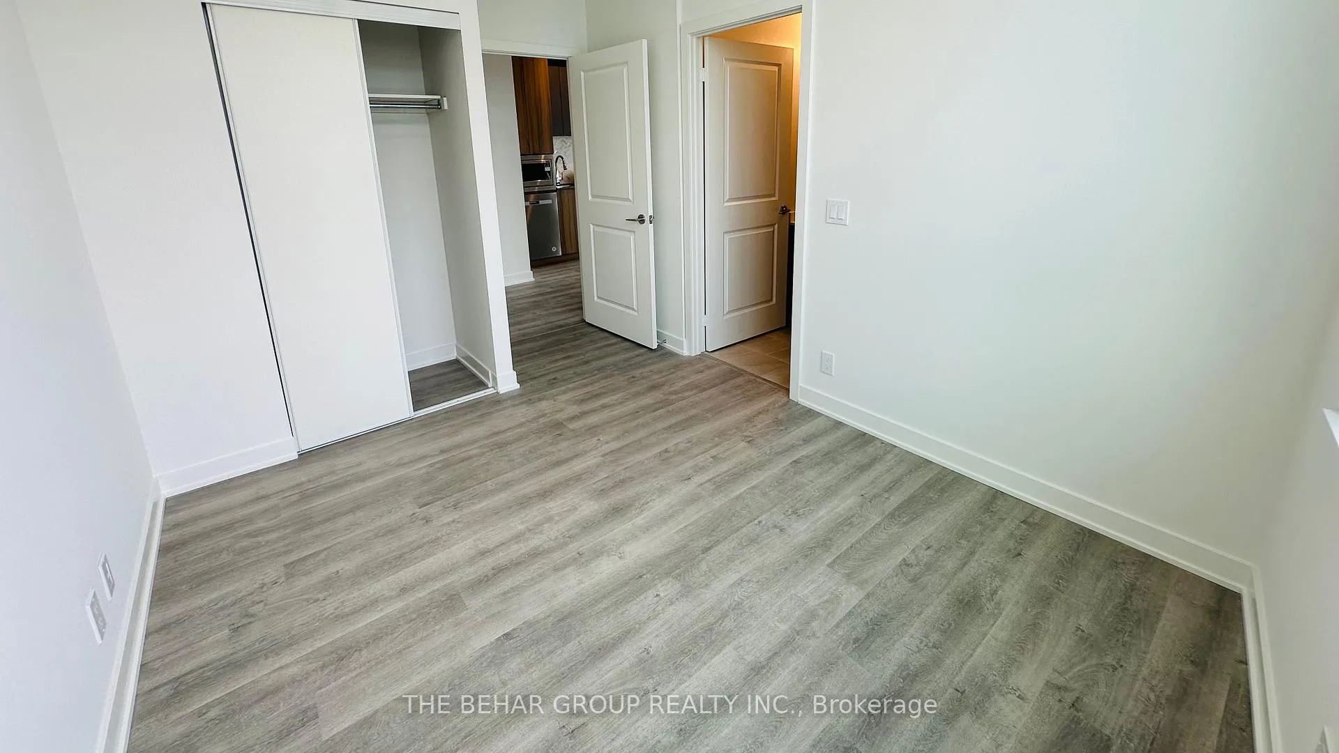 Photo 11 of Unit B-220, 50 Upper Mall Way, Vaughan, Brownridge — HOMEH