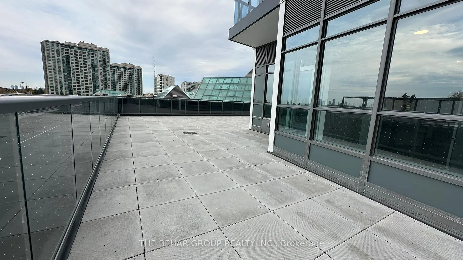 Photo 17 of Unit B-220, 50 Upper Mall Way, Vaughan, Brownridge — HOMEH