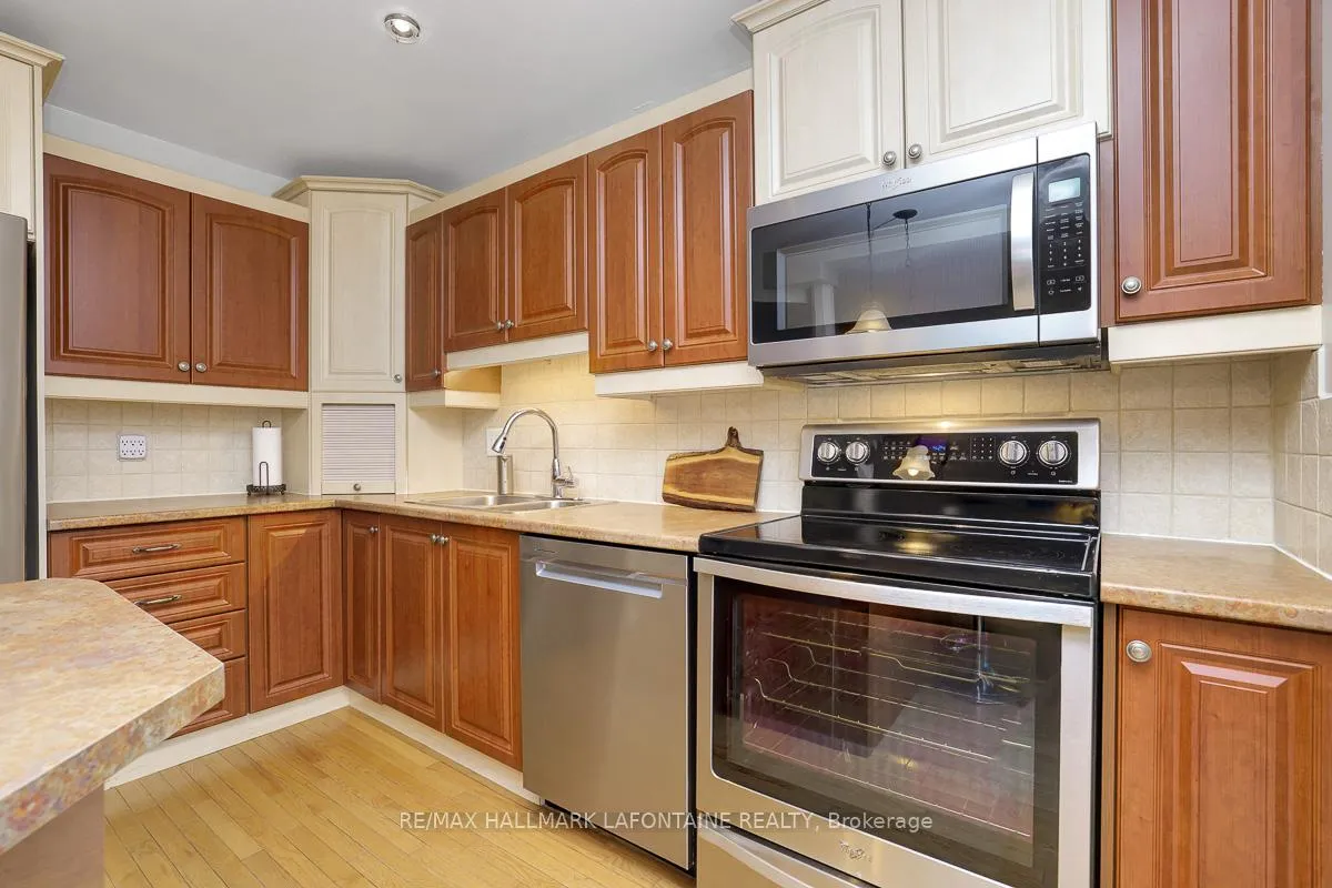 Photo 16 of 553 Apollo Way, Ottawa, Fallingbrook/Pineridge — HOMEH