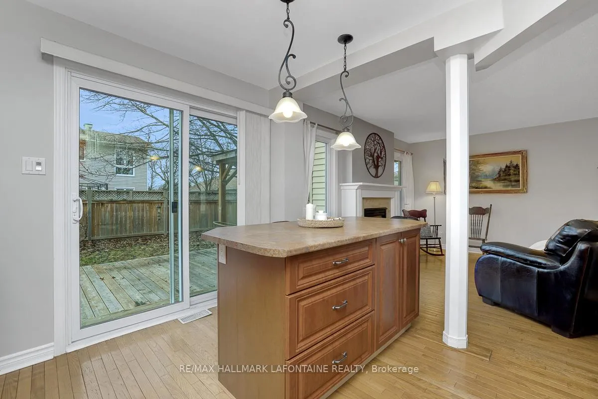 Photo 18 of 553 Apollo Way, Ottawa, Fallingbrook/Pineridge — HOMEH