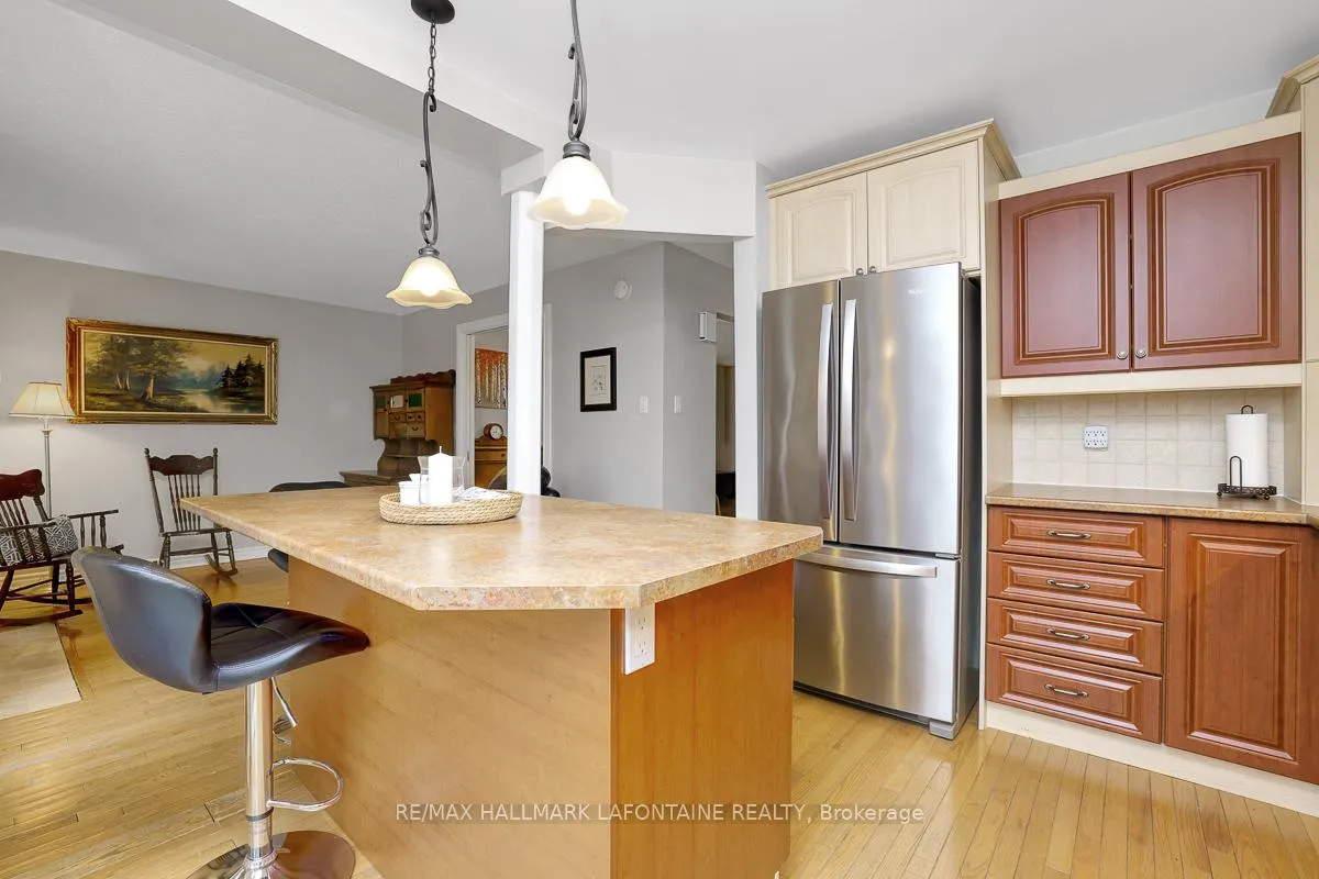 Photo 19 of 553 Apollo Way, Ottawa, Fallingbrook/Pineridge — HOMEH