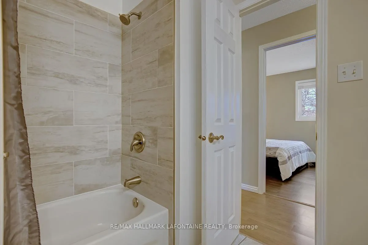 Photo 31 of 553 Apollo Way, Ottawa, Fallingbrook/Pineridge — HOMEH