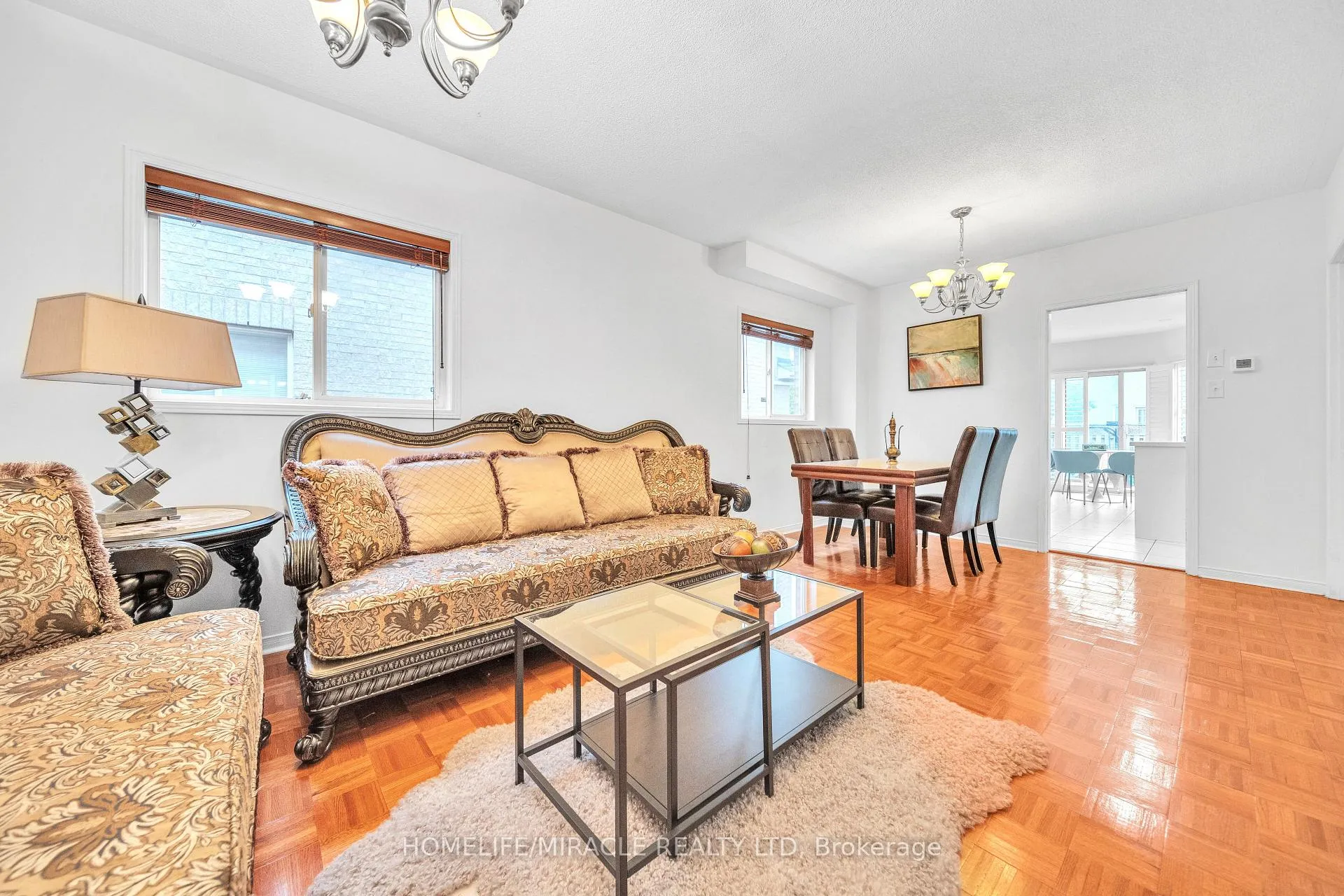 Photo 9 of 19 Culture Crescent, Brampton, Fletcher's Creek Village — HOMEH