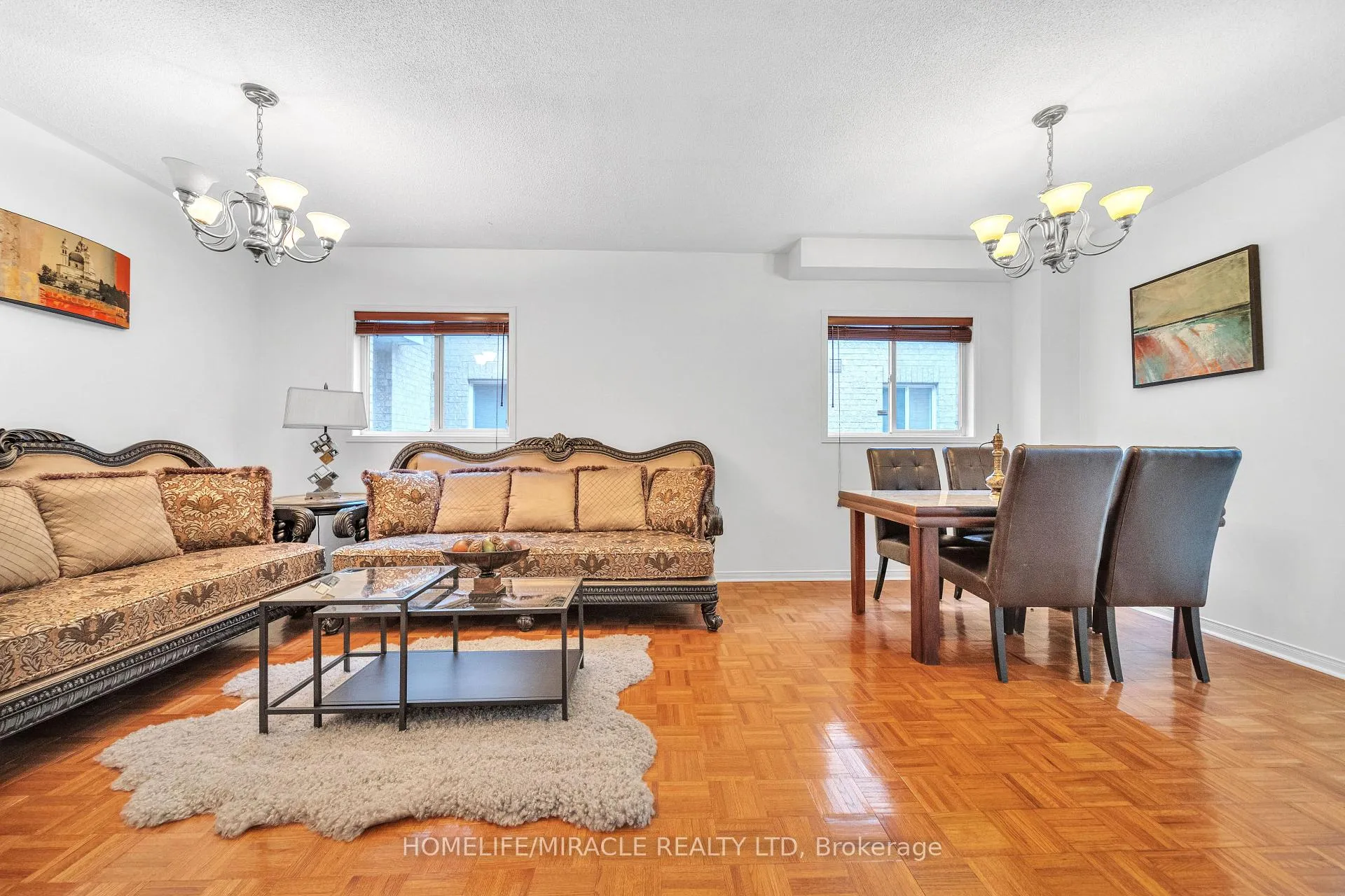 Photo 10 of 19 Culture Crescent, Brampton, Fletcher's Creek Village — HOMEH