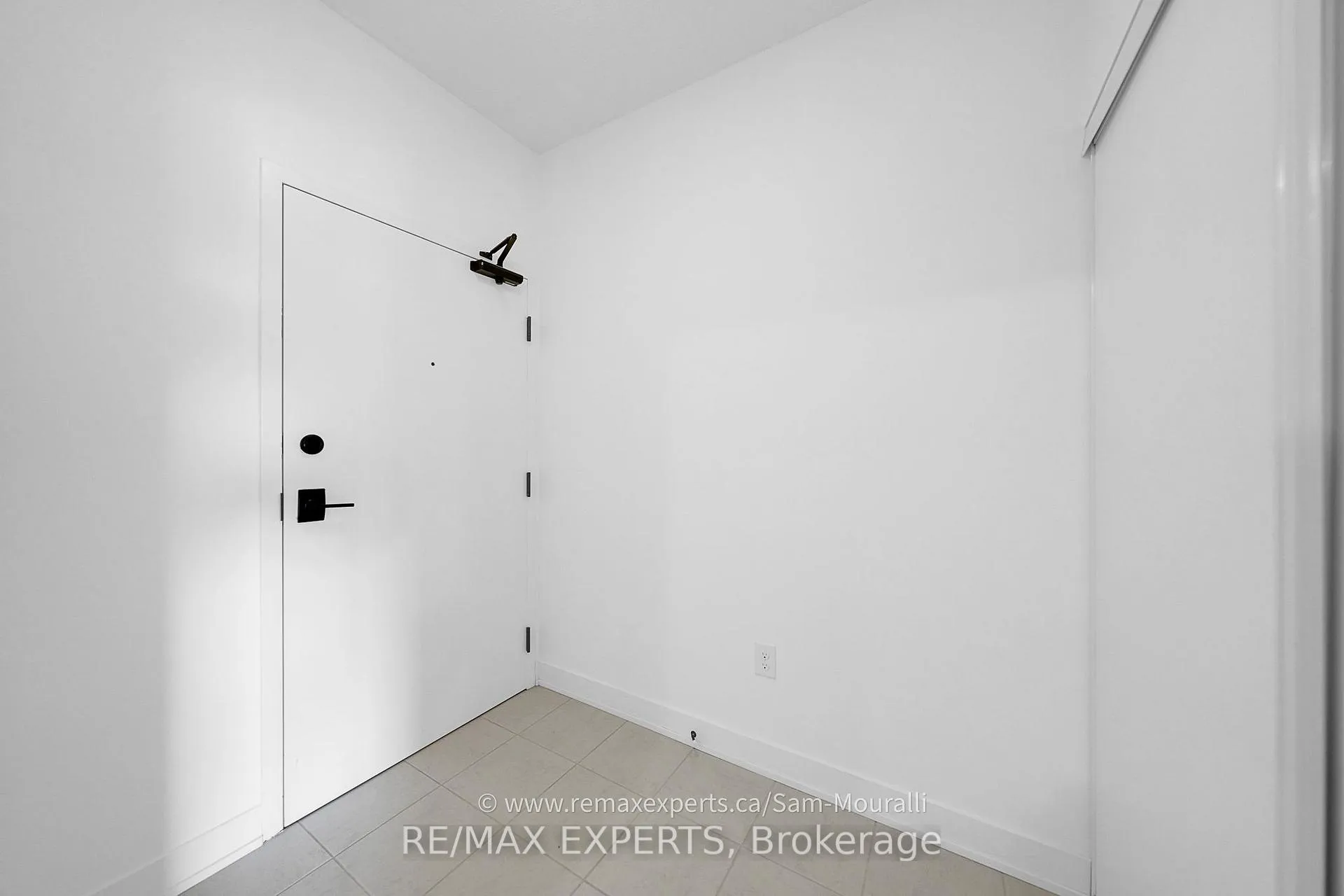 Photo 13 of Unit 207, 6 Spice Way, Barrie, Rural Barrie Southeast — HOMEH