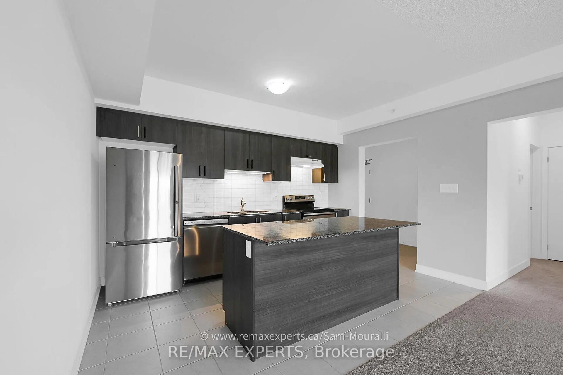 Photo 17 of Unit 207, 6 Spice Way, Barrie, Rural Barrie Southeast — HOMEH