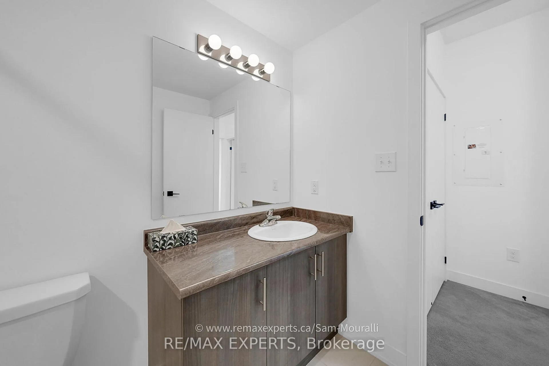 Photo 33 of Unit 207, 6 Spice Way, Barrie, Rural Barrie Southeast — HOMEH