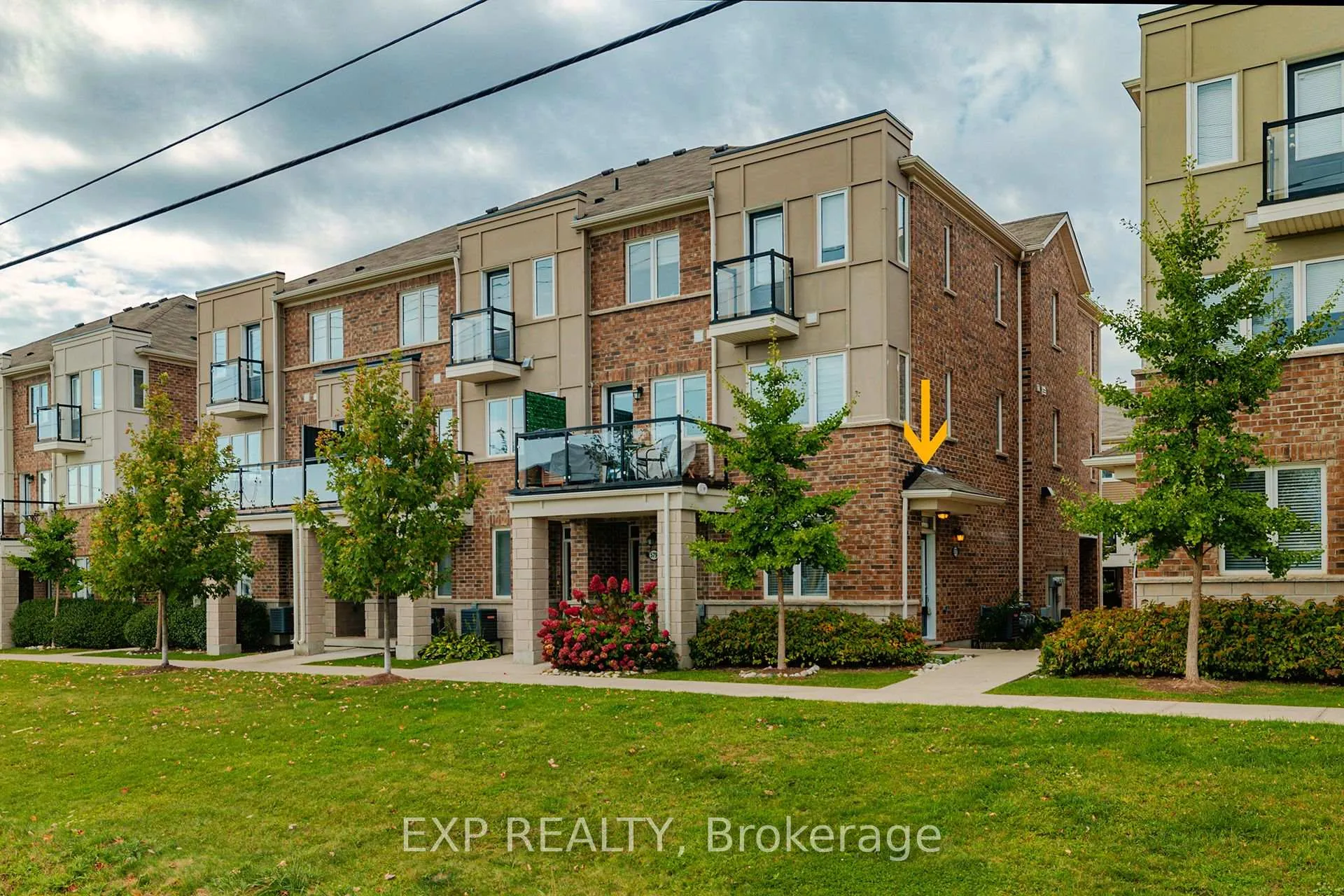 Photo 19 of 577 Goldenrod Lane, Kitchener, Rosenburg — HOMEH
