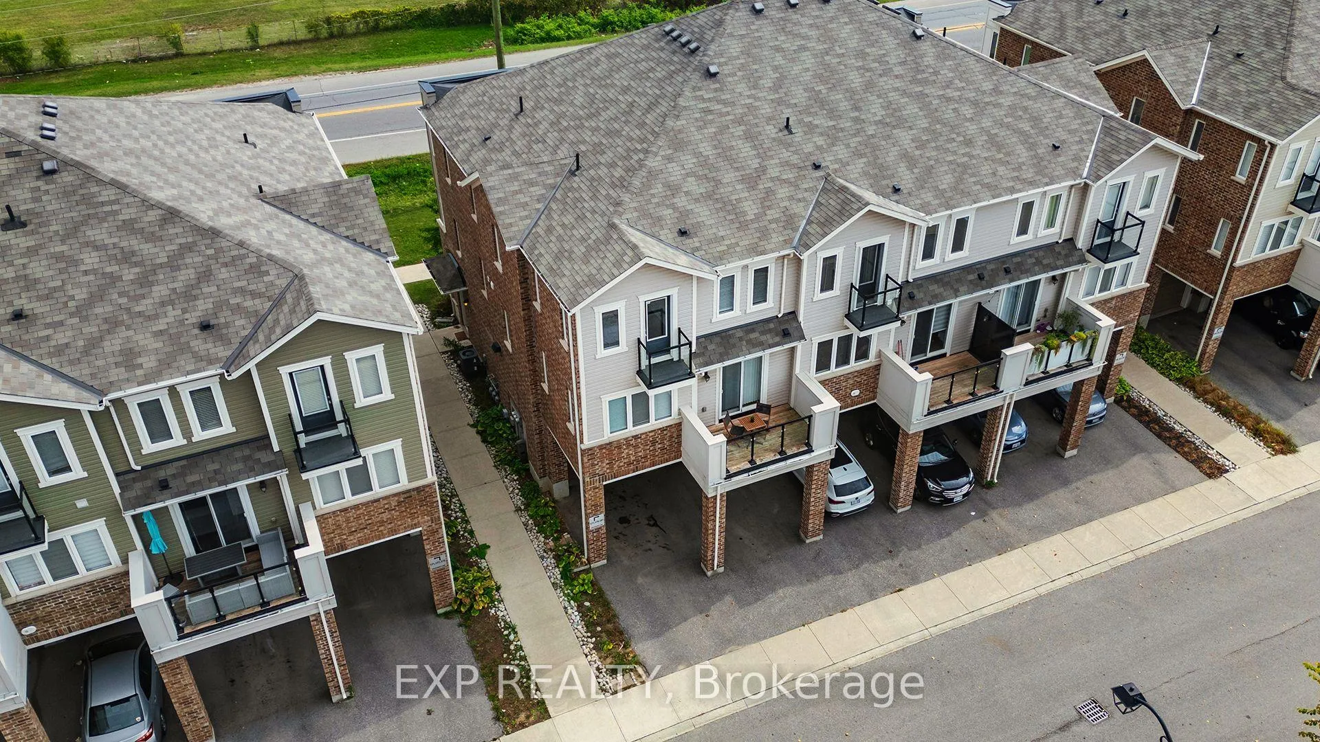 Photo 20 of 577 Goldenrod Lane, Kitchener, Rosenburg — HOMEH