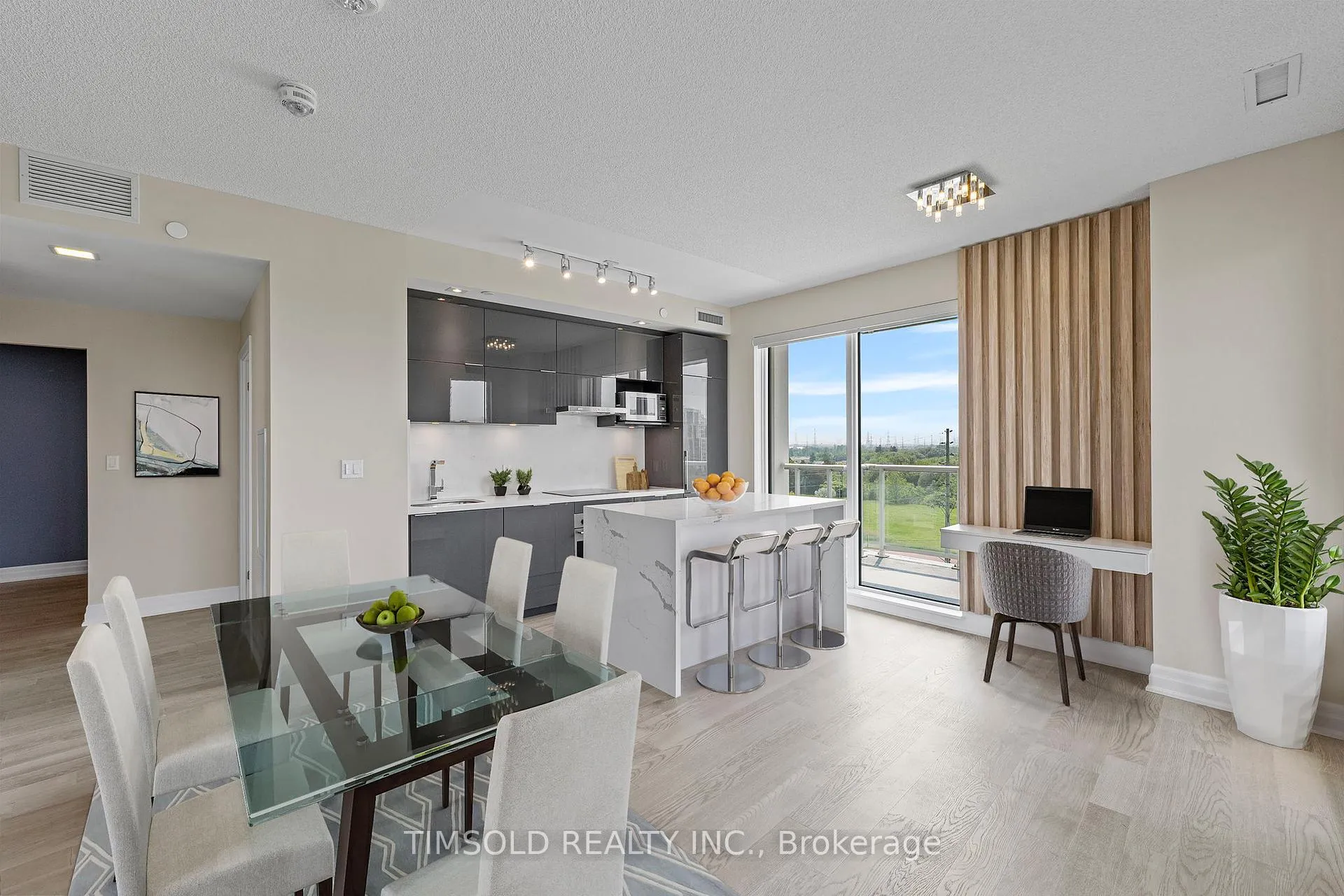 Photo 2 of Unit 722, 10 Rouge Valley Drive W, Markham, Unionville — HOMEH