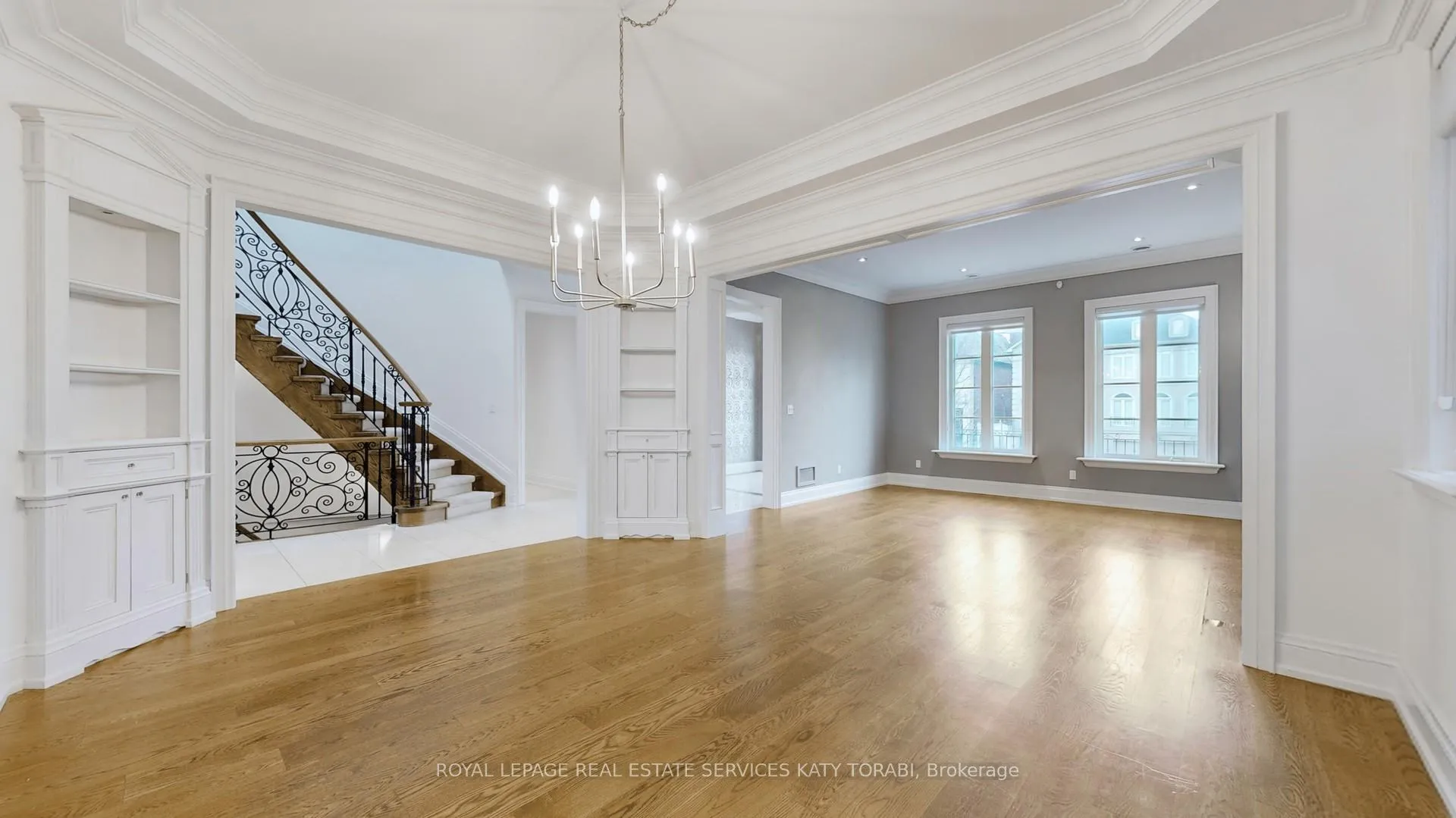 Photo 13 of 467 Cranbrooke Avenue, Toronto, Bedford Park-Nortown — HOMEH