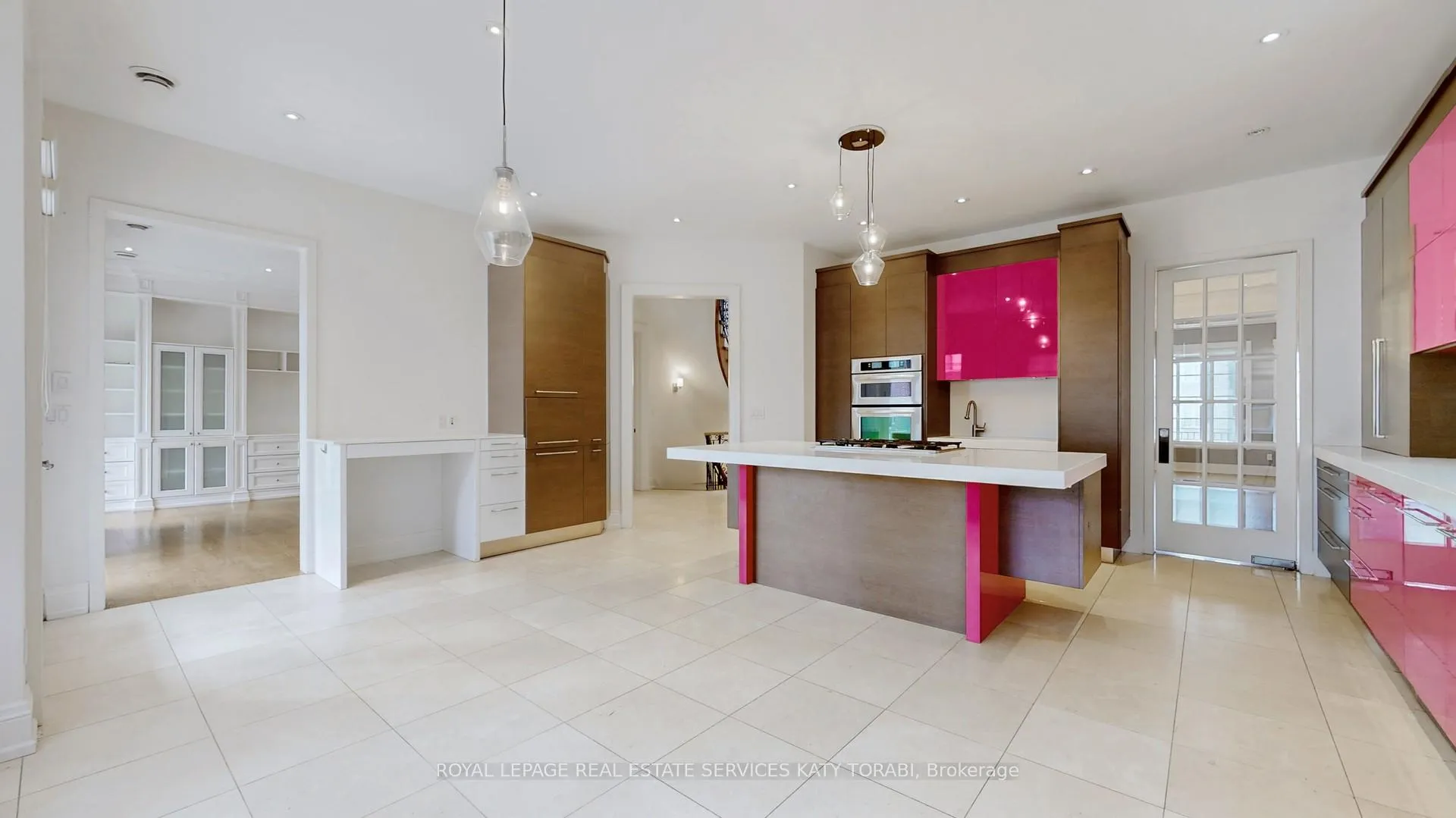 Photo 19 of 467 Cranbrooke Avenue, Toronto, Bedford Park-Nortown — HOMEH