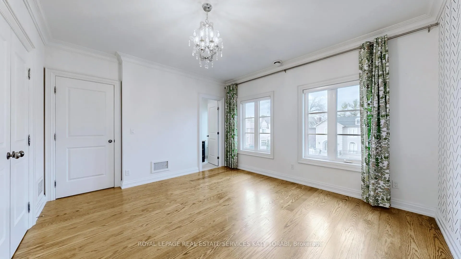 Photo 28 of 467 Cranbrooke Avenue, Toronto, Bedford Park-Nortown — HOMEH