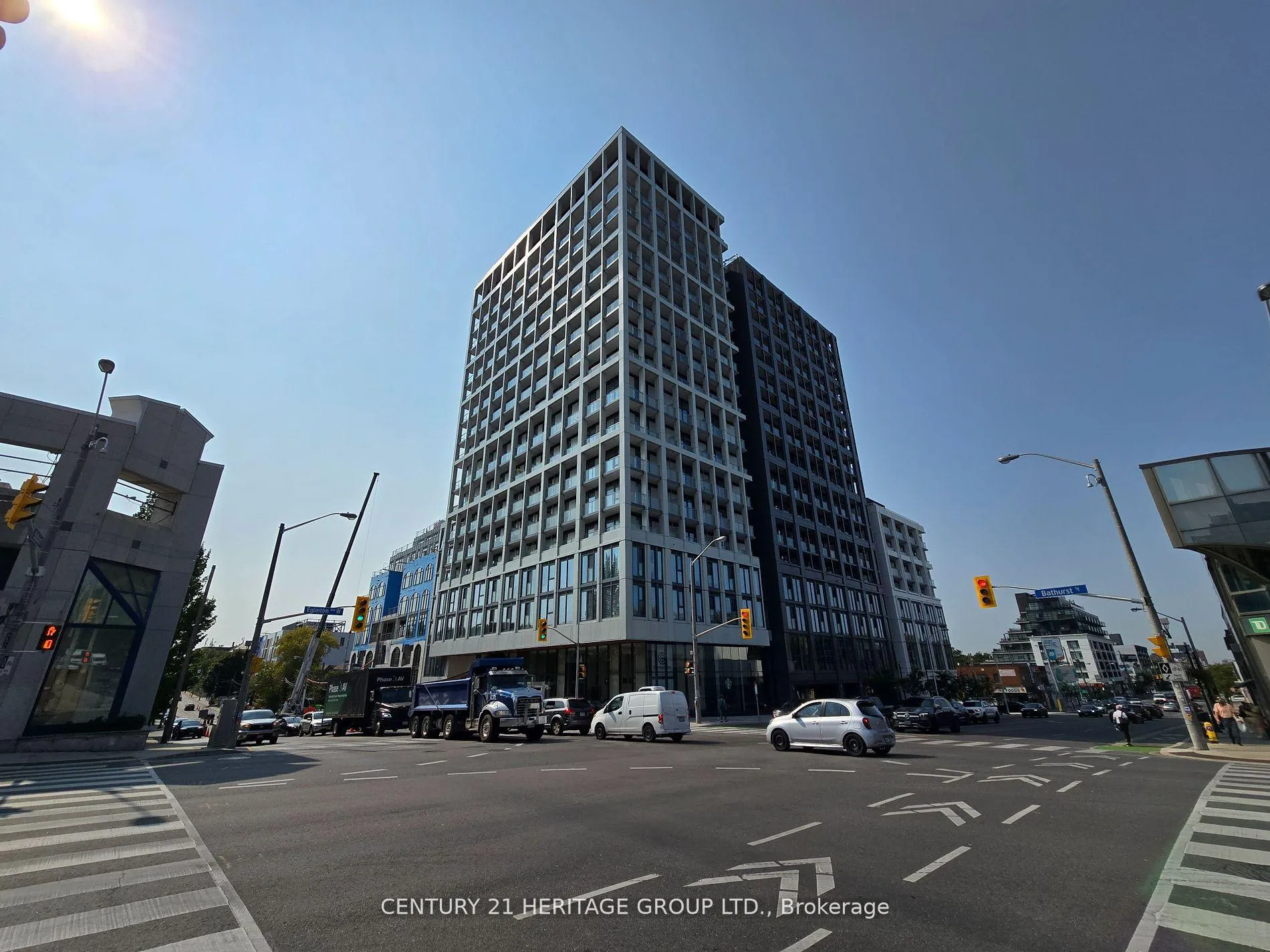 Photo 1 of Unit 1805, 2020 Bathurst Street, Toronto, Humewood-Cedarvale — HOMEH