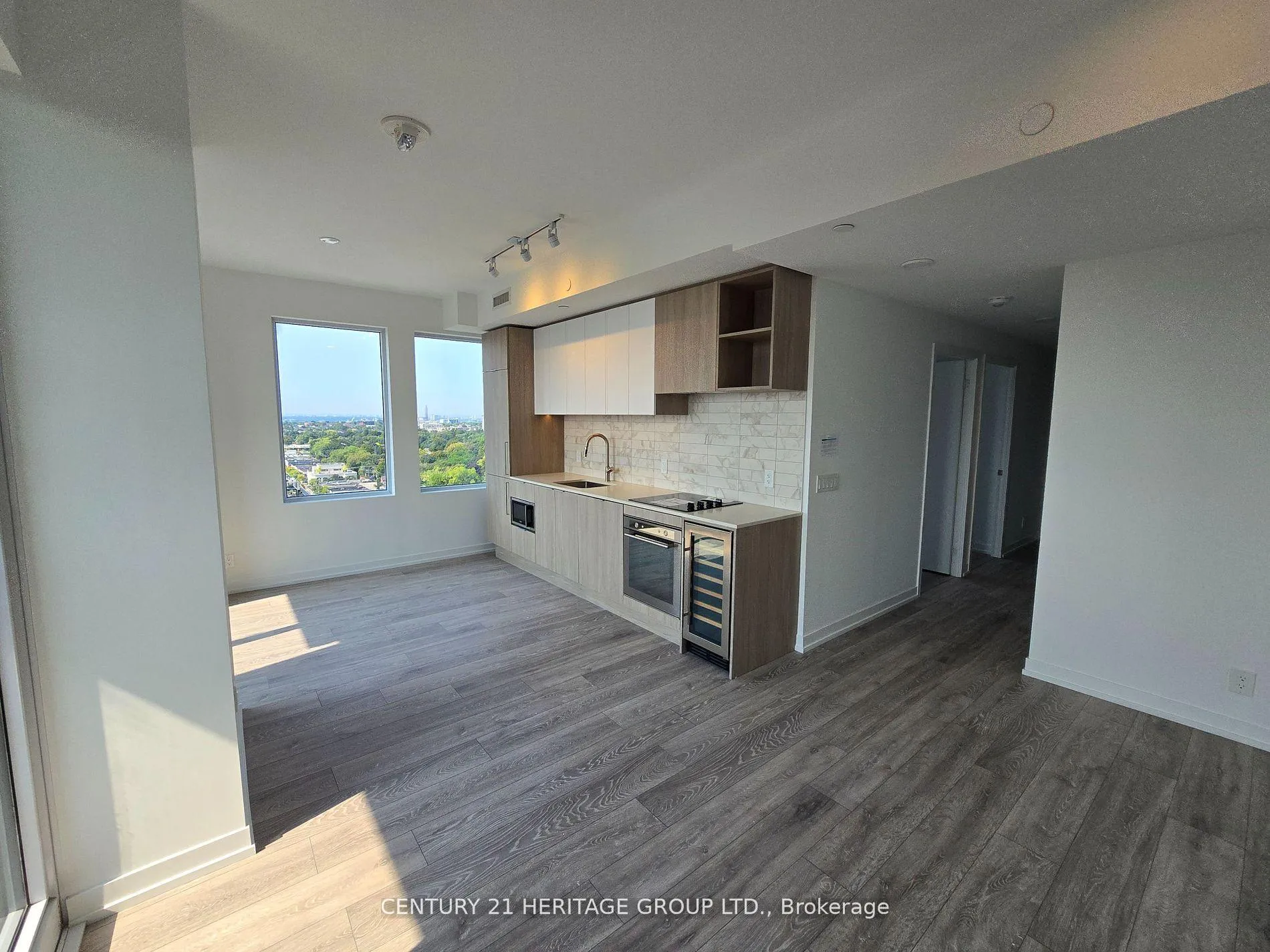 Photo 28 of Unit 1805, 2020 Bathurst Street, Toronto, Humewood-Cedarvale — HOMEH