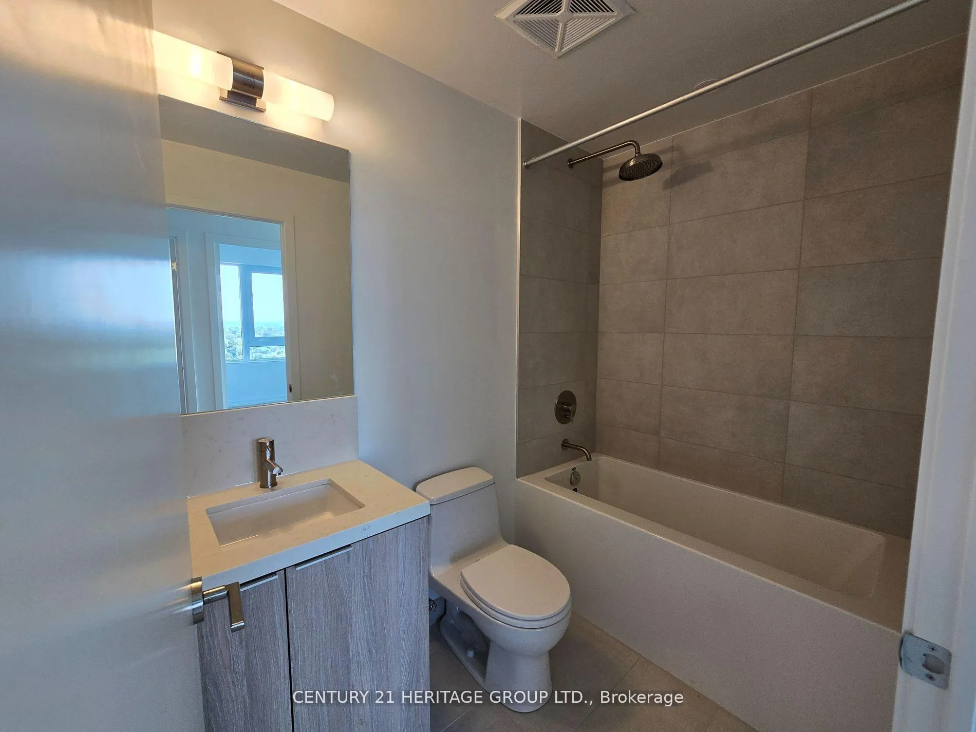 Photo 35 of Unit 1805, 2020 Bathurst Street, Toronto, Humewood-Cedarvale — HOMEH