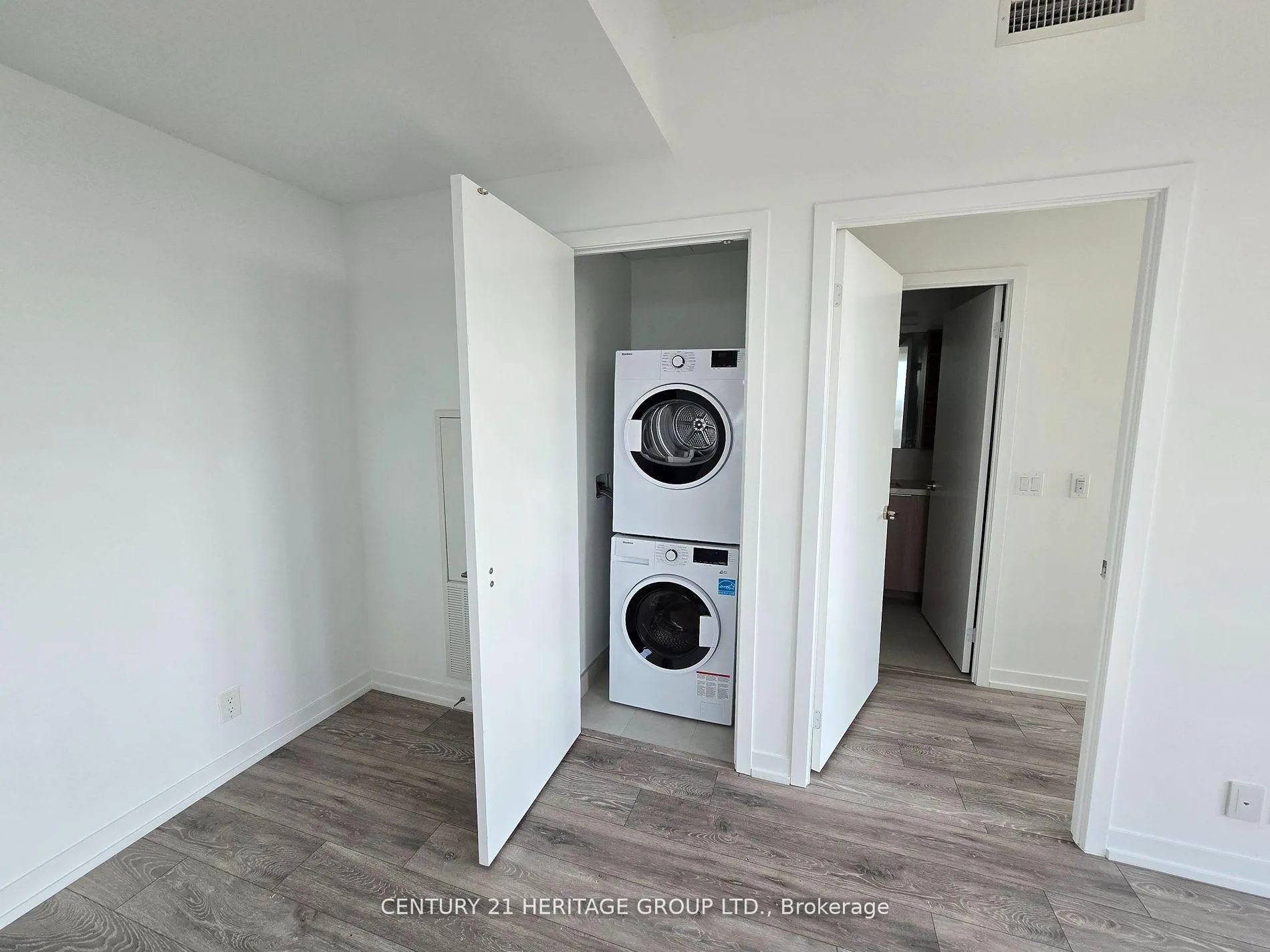 Photo 36 of Unit 1805, 2020 Bathurst Street, Toronto, Humewood-Cedarvale — HOMEH