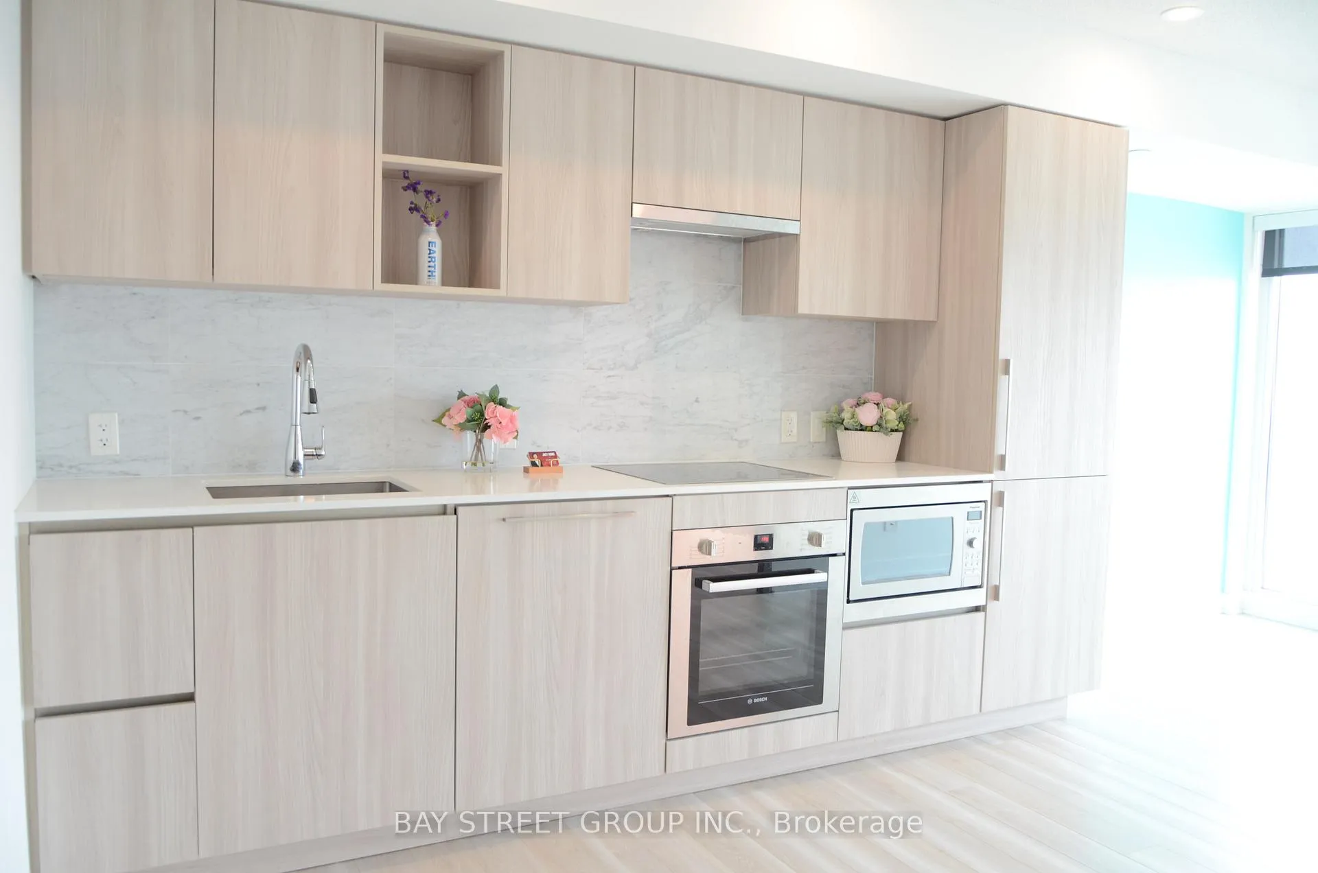 Front of Unit 1716, 17 Bathurst Street